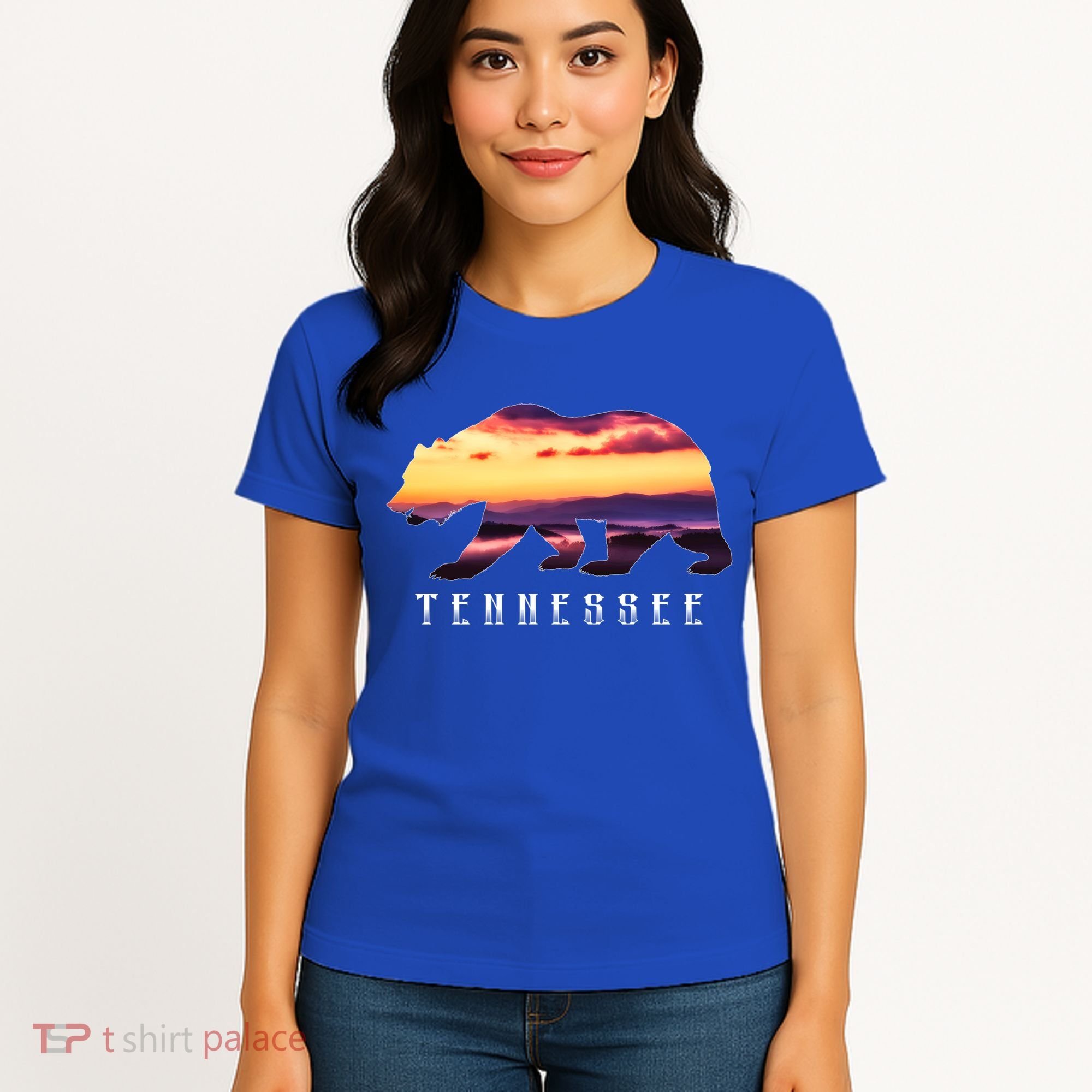 Tennessee Bear And Great Smoky Mountains Park Image Souvenir Gift Women's T-Shirt