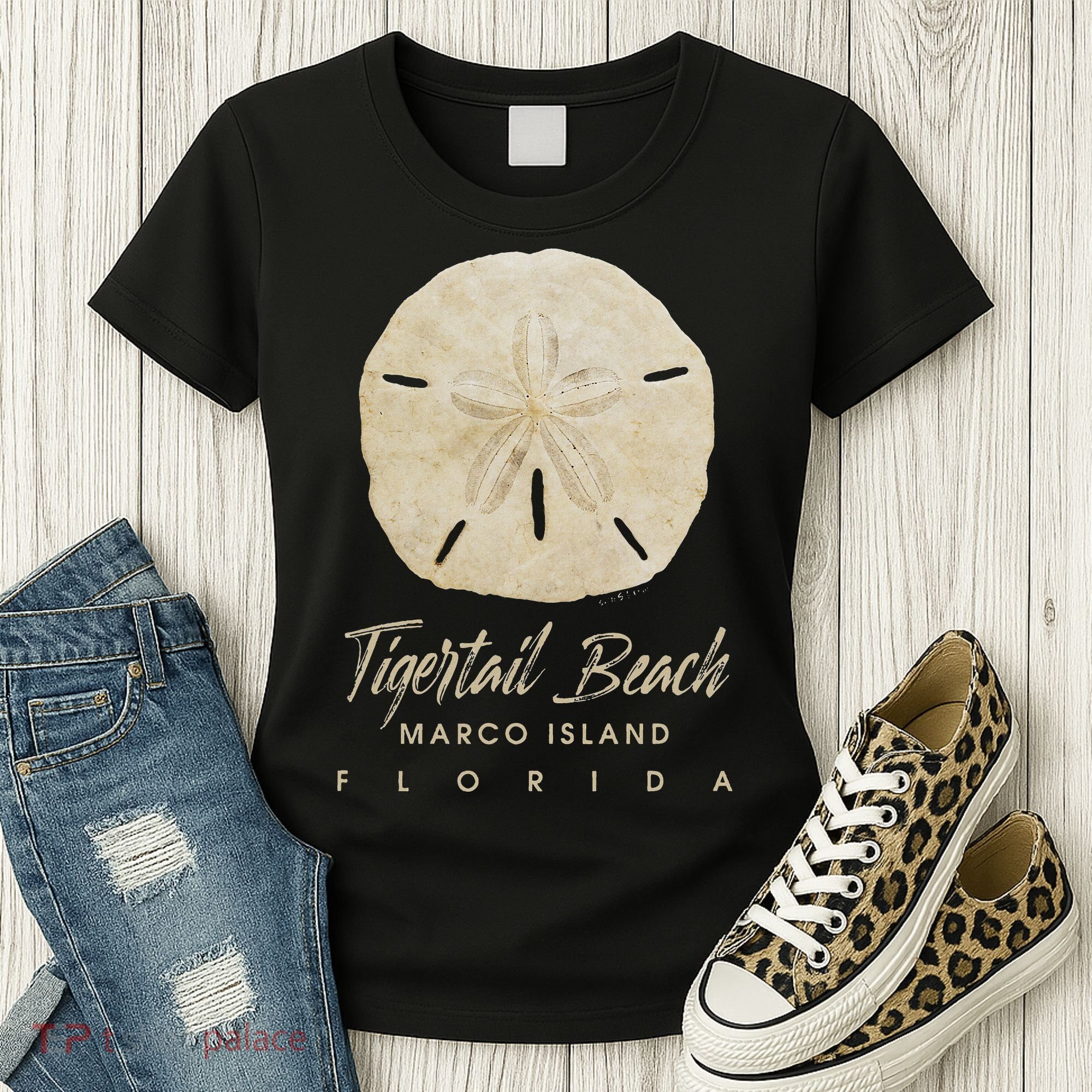 Tigertail Beach Florida Shelling Gift Souvenir Sand Dollar Women's T-Shirt
