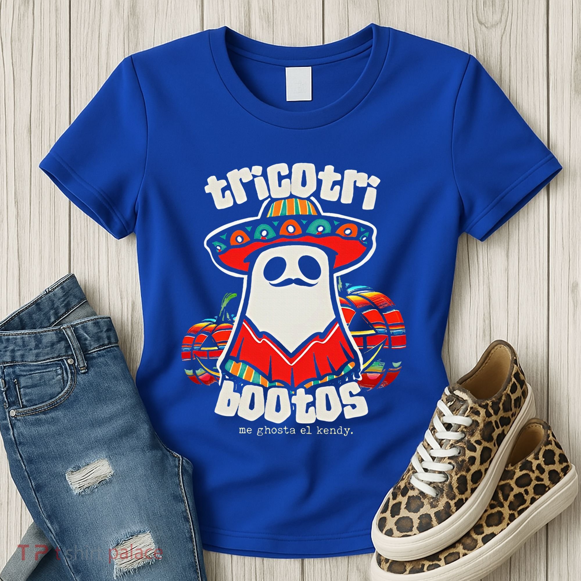 Tricotri Bootos Me Ghosta El Kendy Women's T-Shirt