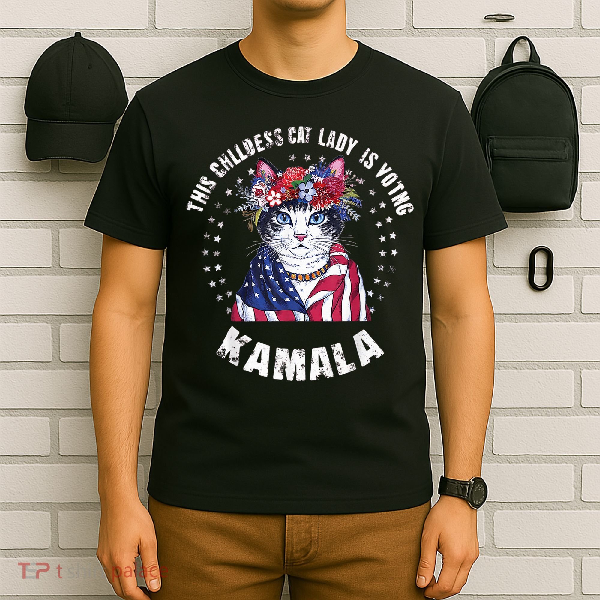 This Childless Cat Lady Ladies Is Voting Kamala 2024 Voting Kamala Election 2024 T-Shirt