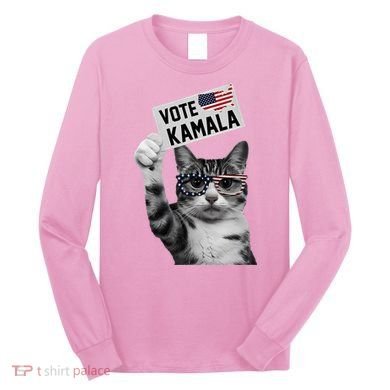 This Childless Cat Lady Is Voting Kamala 2024 Long Sleeve Shirt