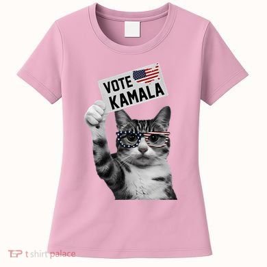 This Childless Cat Lady Is Voting Kamala 2024 Women's T-Shirt