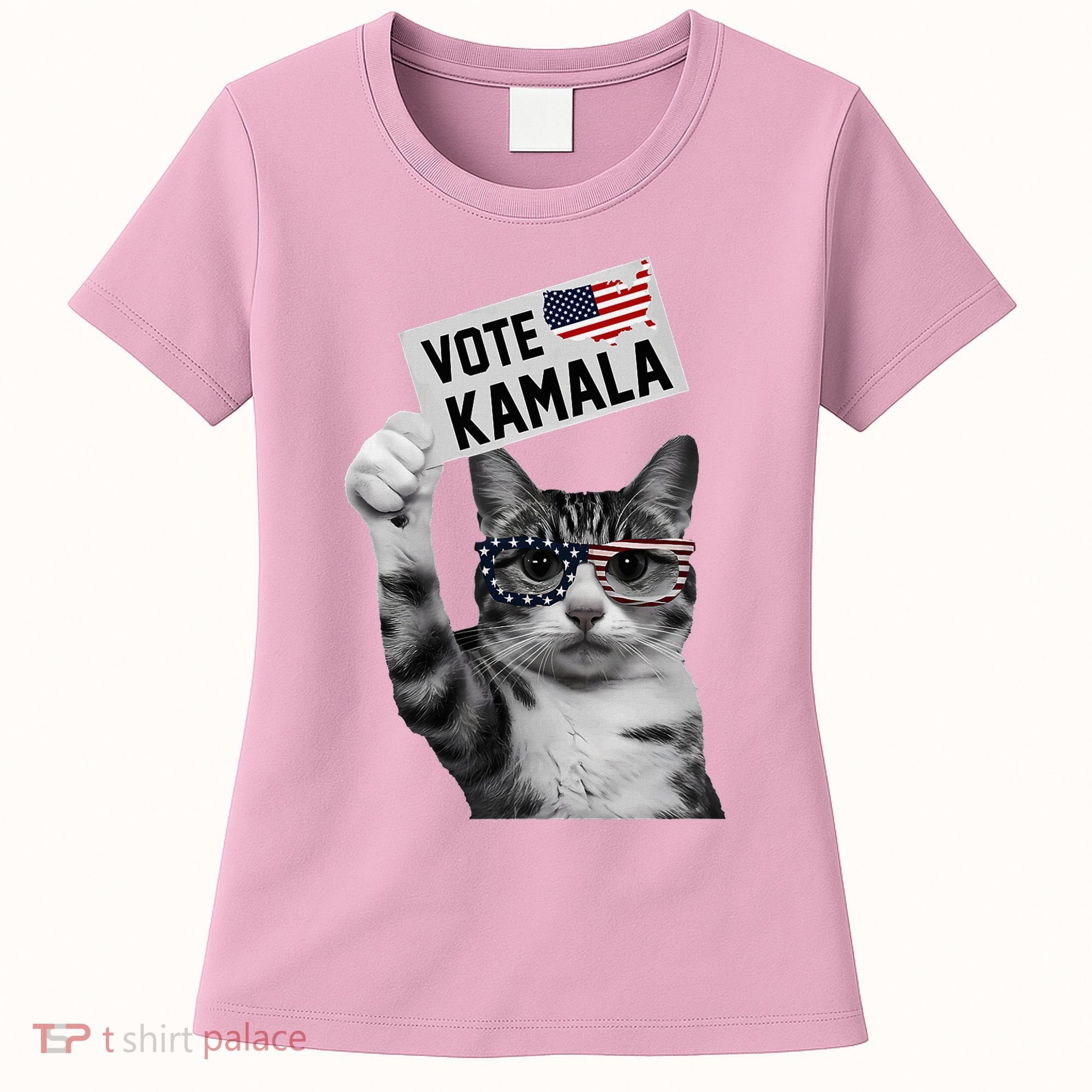 This Childless Cat Lady Is Voting Kamala 2024 Women's T-Shirt