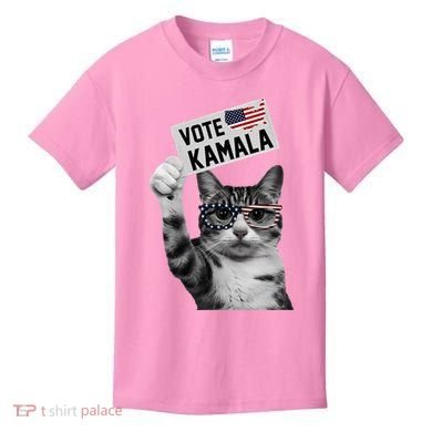 This Childless Cat Lady Is Voting Kamala 2024 Kids T-Shirt