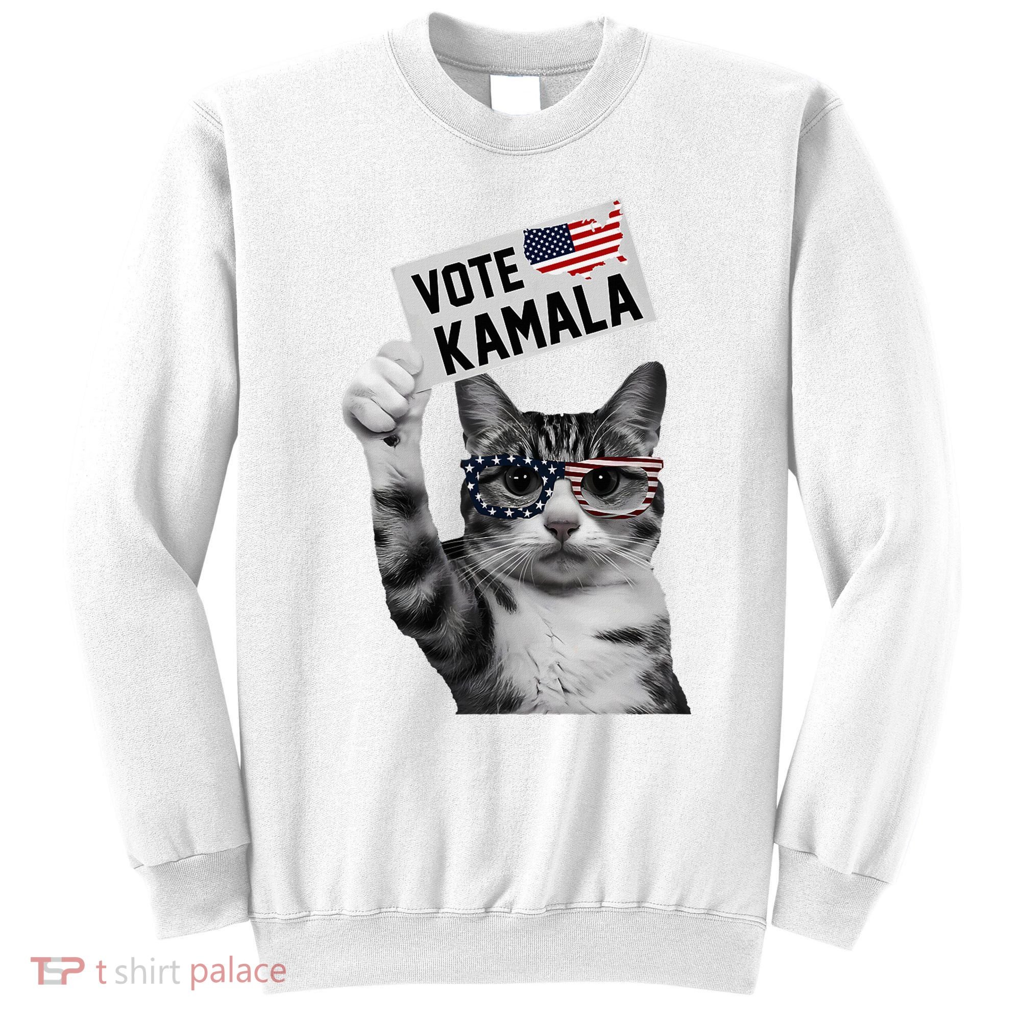 This Childless Cat Lady Is Voting Kamala 2024 Sweatshirt