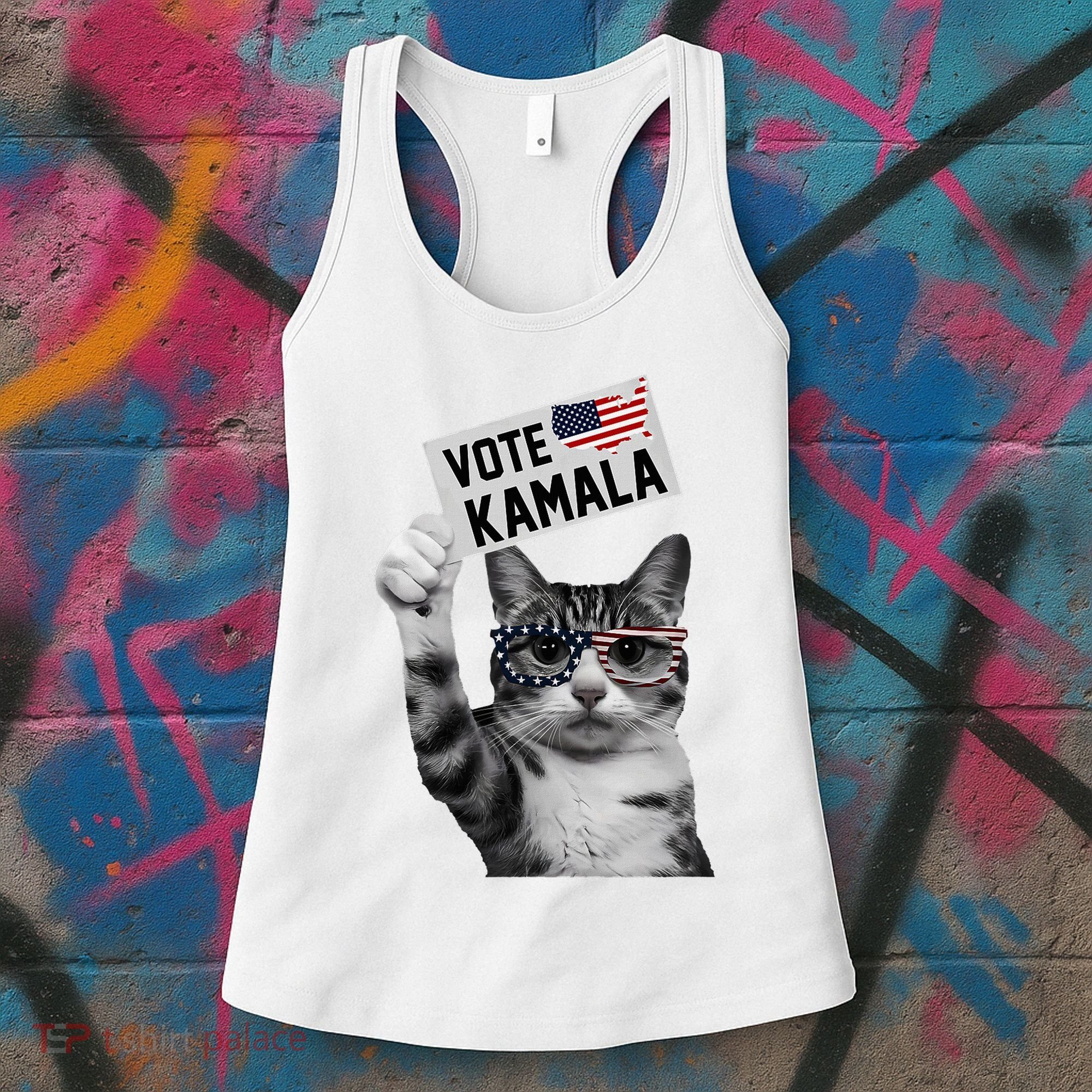 This Childless Cat Lady Is Voting Kamala 2024 Women's Tank Top