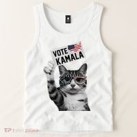 This Childless Cat Lady Is Voting Kamala 2024 Tank Top thumb 2