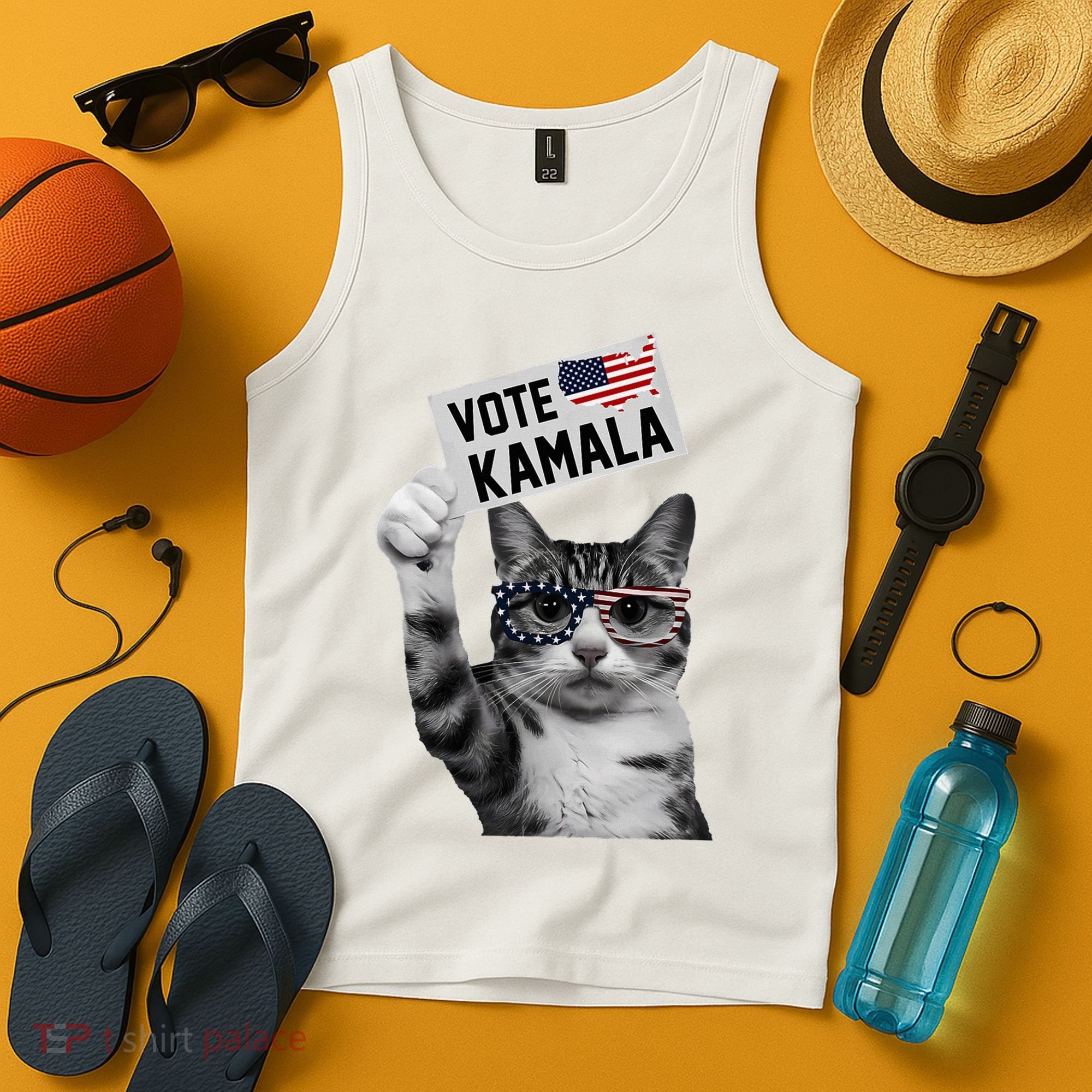 This Childless Cat Lady Is Voting Kamala 2024 Tank Top