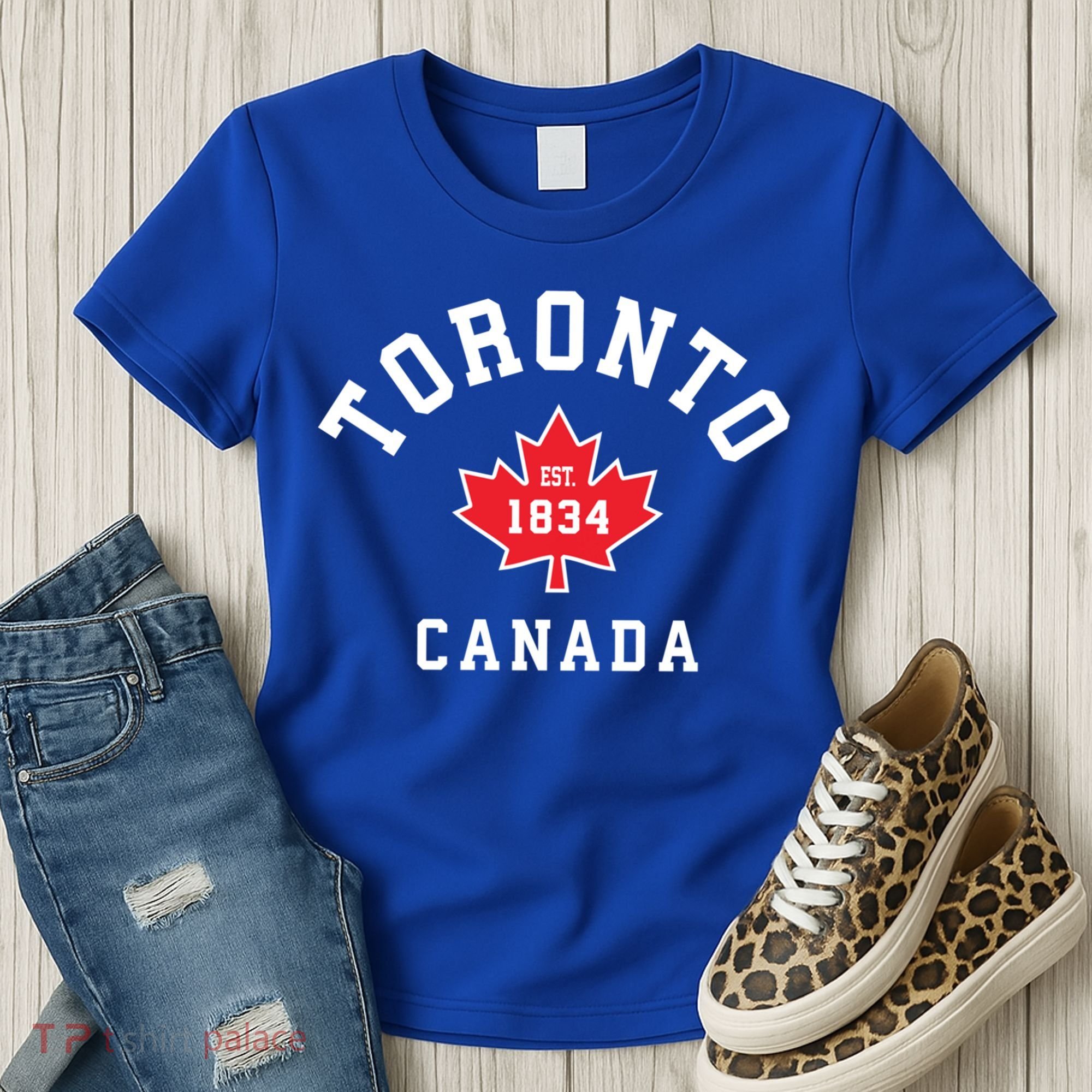 Toronto Canada Funny Gift Canadian Flag Maple Leaf Gift Women's T-Shirt