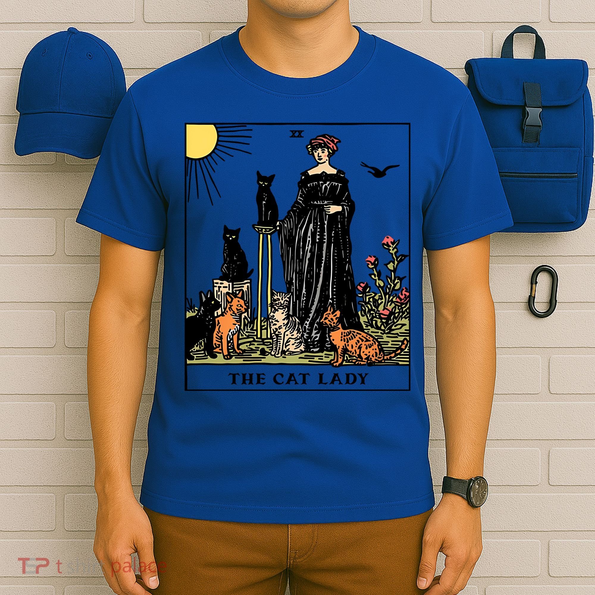 The Cat Lady Tarot Card Vintage Gothic Cat Mom Gift T-Shirt
