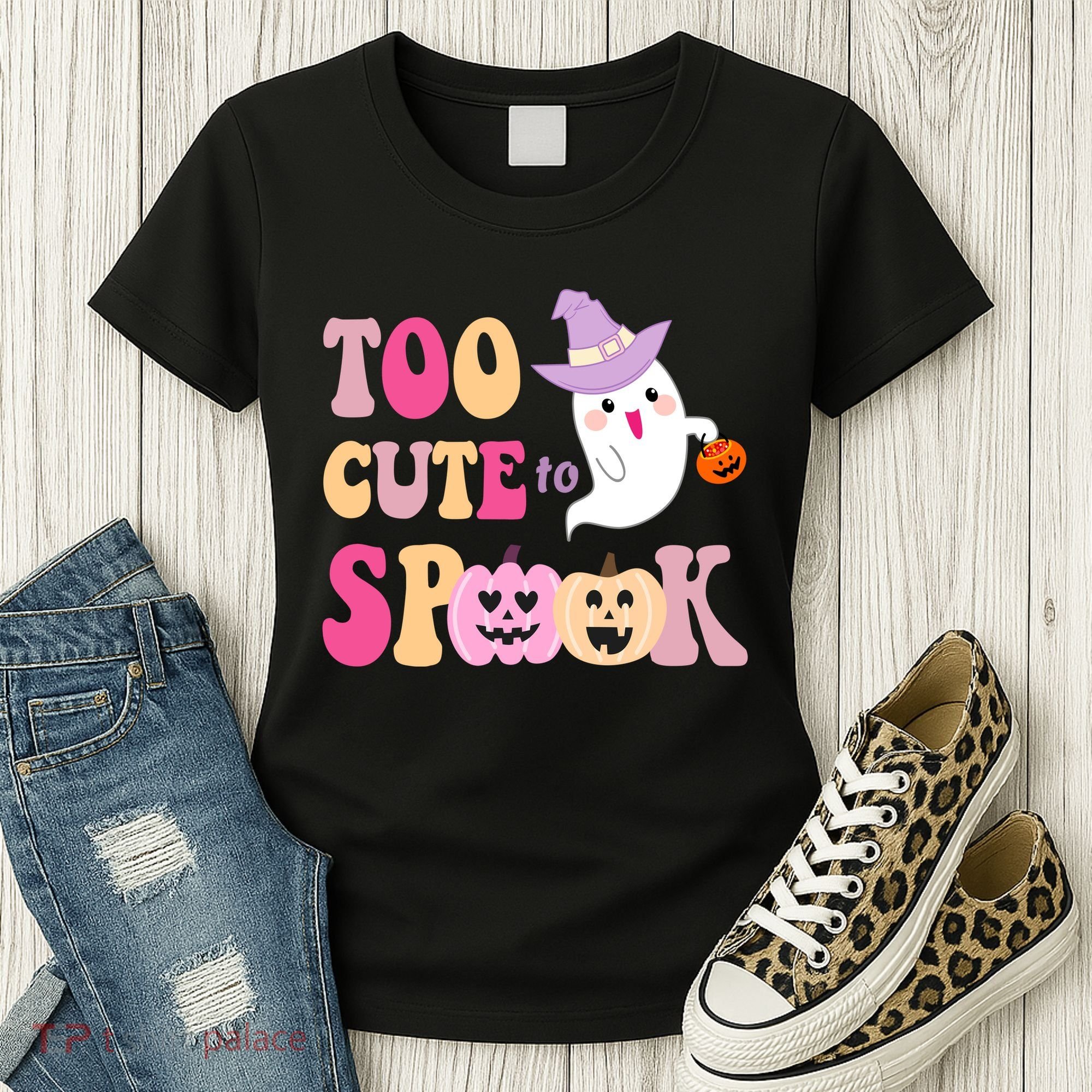 Too Cute To Spook Halloween Groovy Ghost Women's T-Shirt