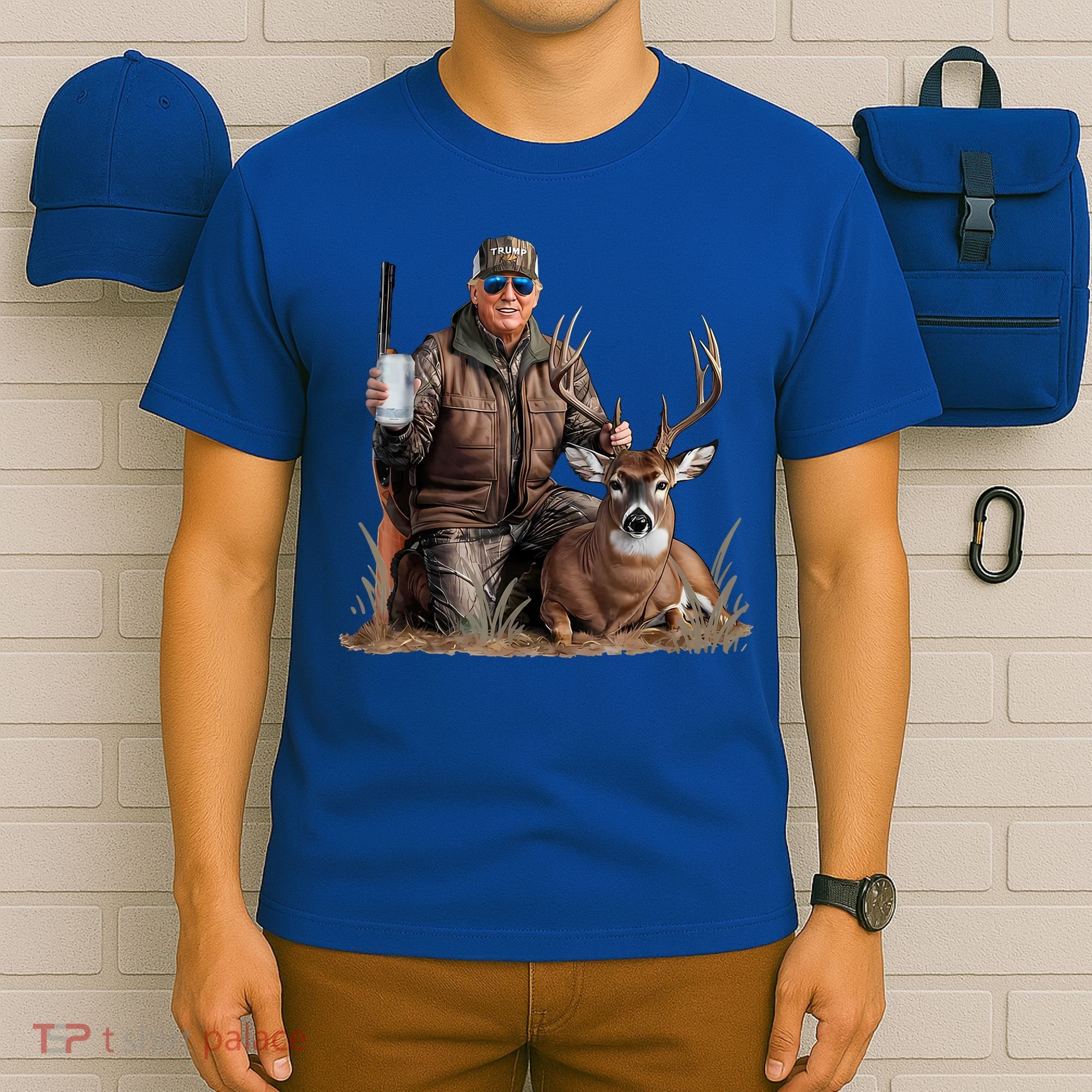 Trump Deer Hunting Donald Trump Old School Camouflage T-Shirt