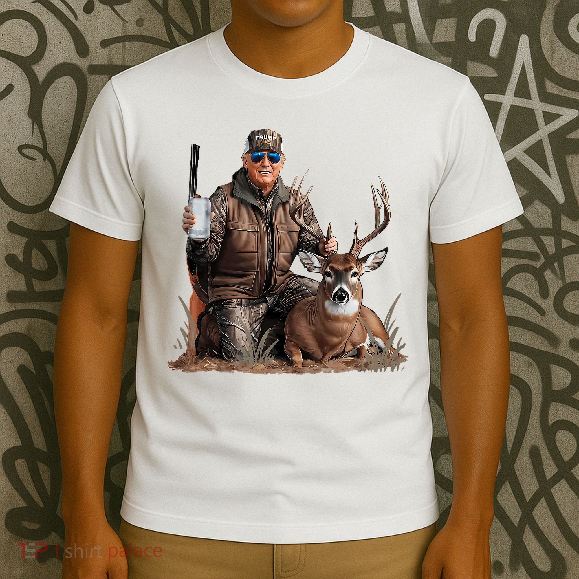 Trump Deer Hunting Donald Trump Old School Camouflage T-Shirt