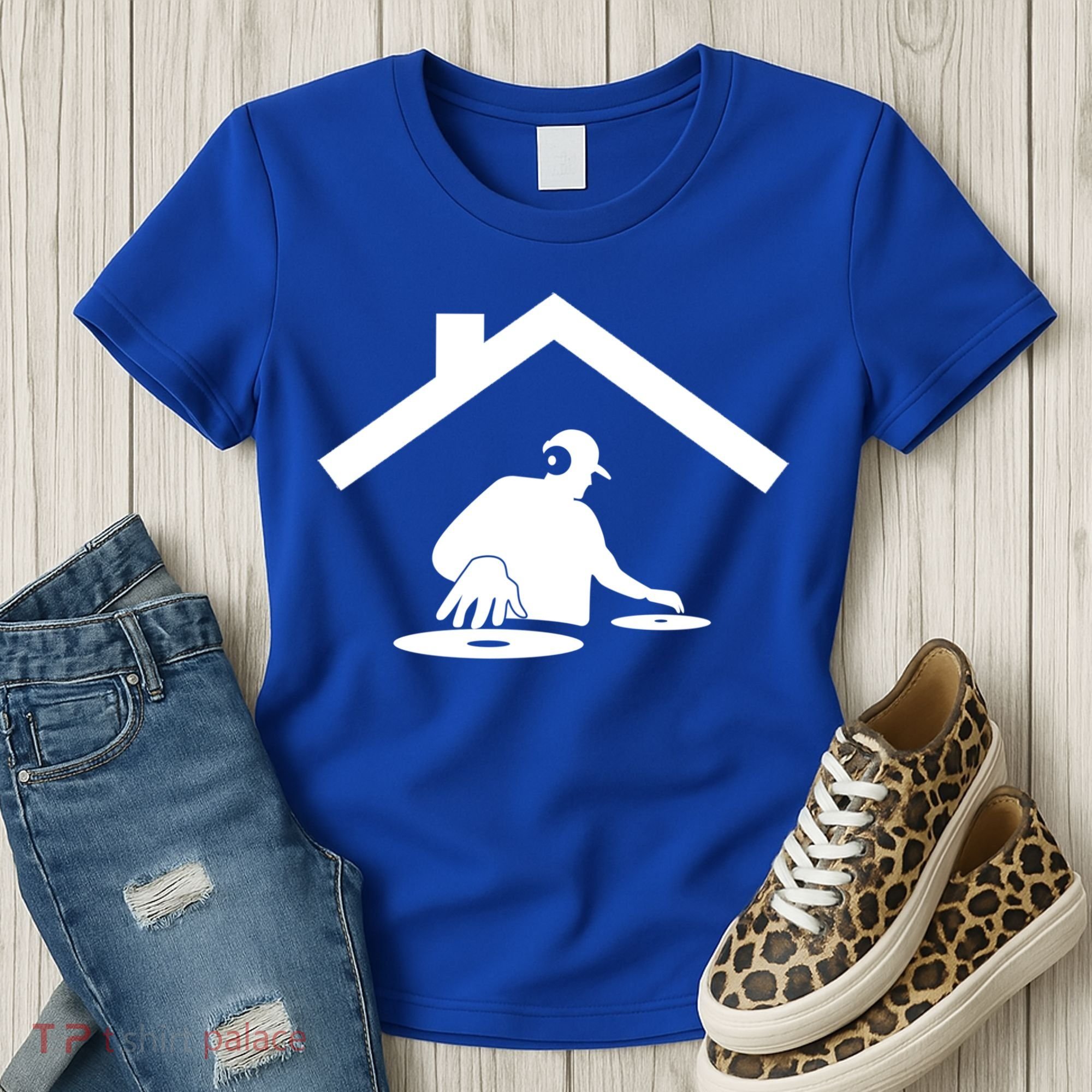 Turntable Dance House Dj Disc Beatmaker Music Producer Gift Women's T-Shirt