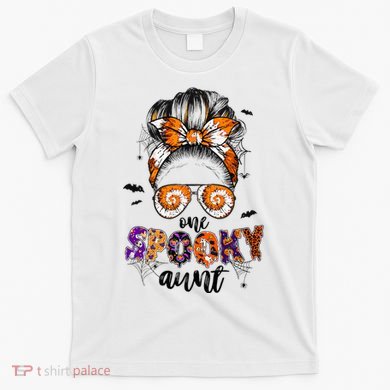 Tie Dye One Spooky Aunt Halloween Monster Messy Bun Aunt  T-Shirt