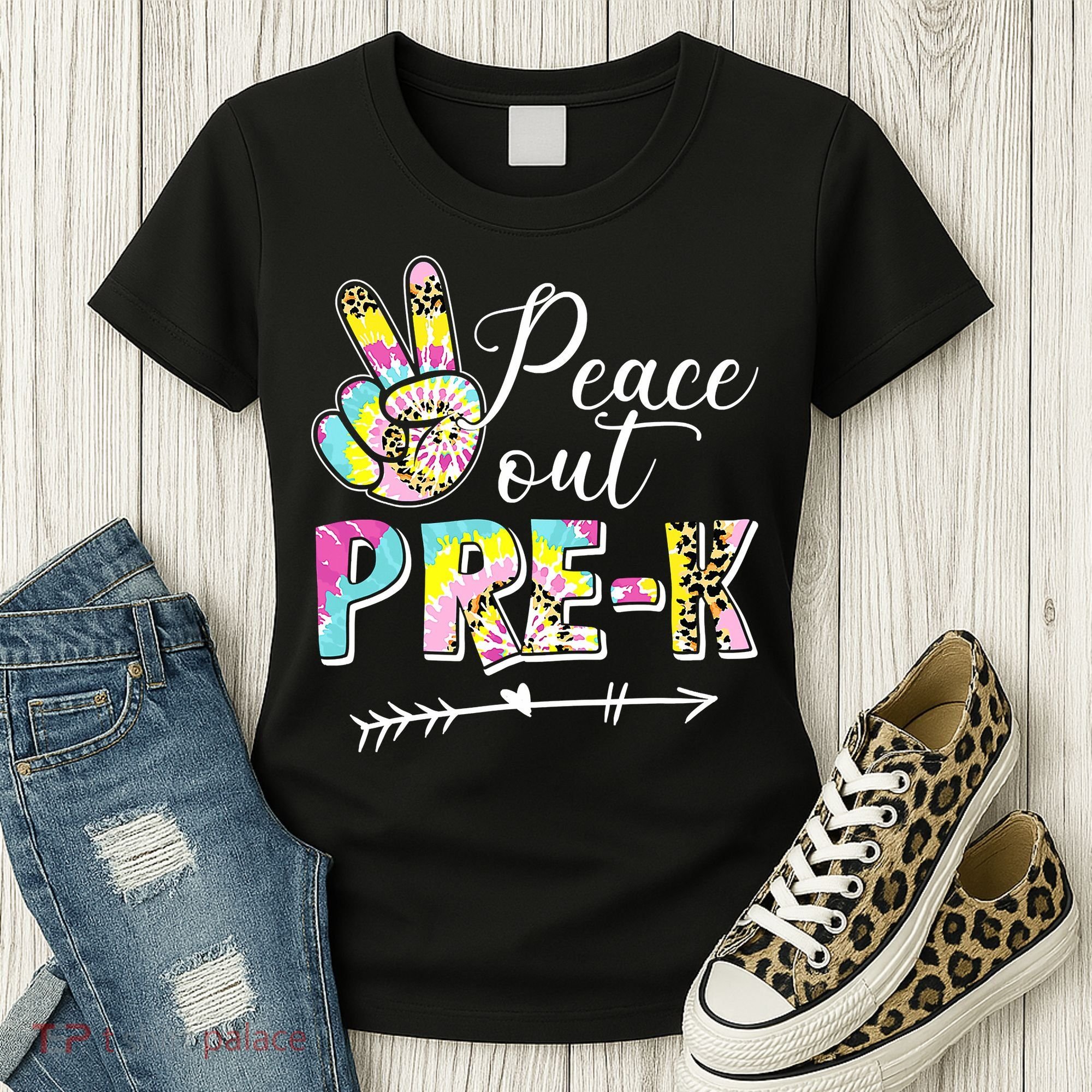 Tie Dye Peace Out PreK Last Day Of School Summer Beach Women's T-Shirt