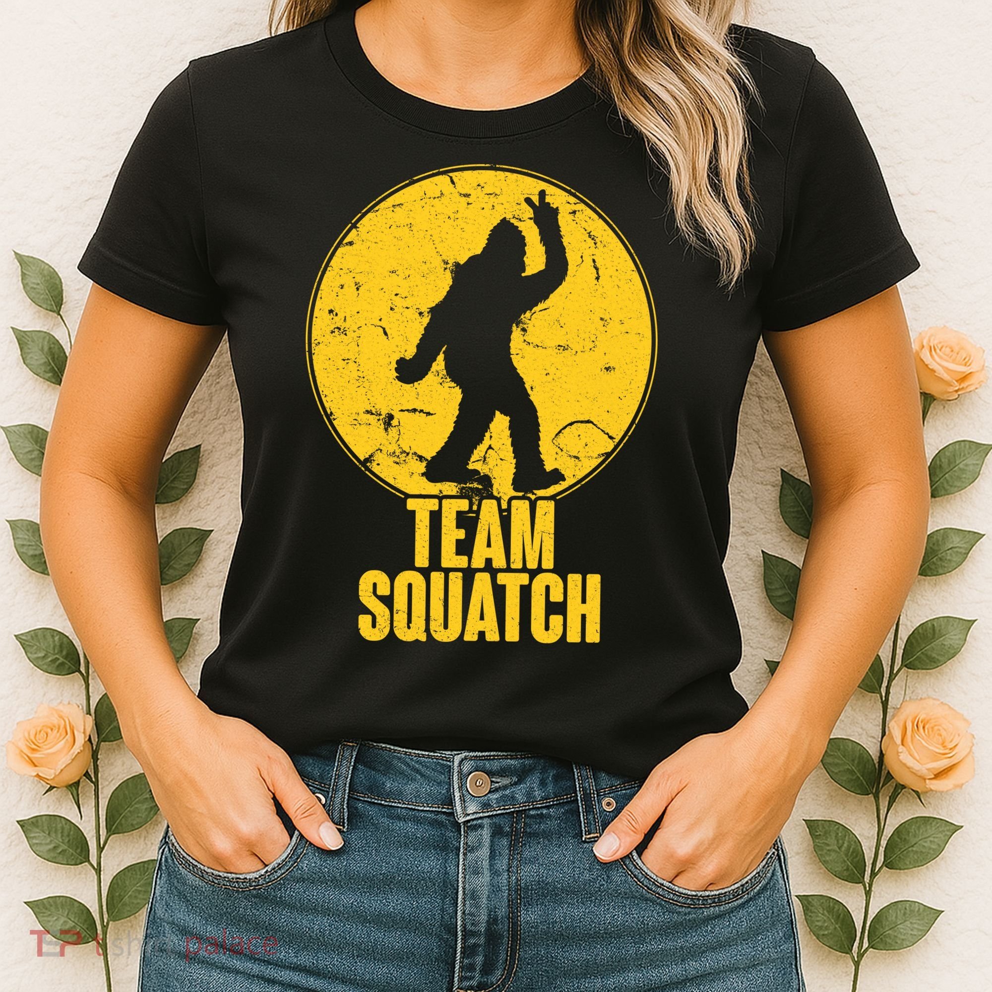 Team Squatch Bigfoot Sasquatch Women's T-Shirt