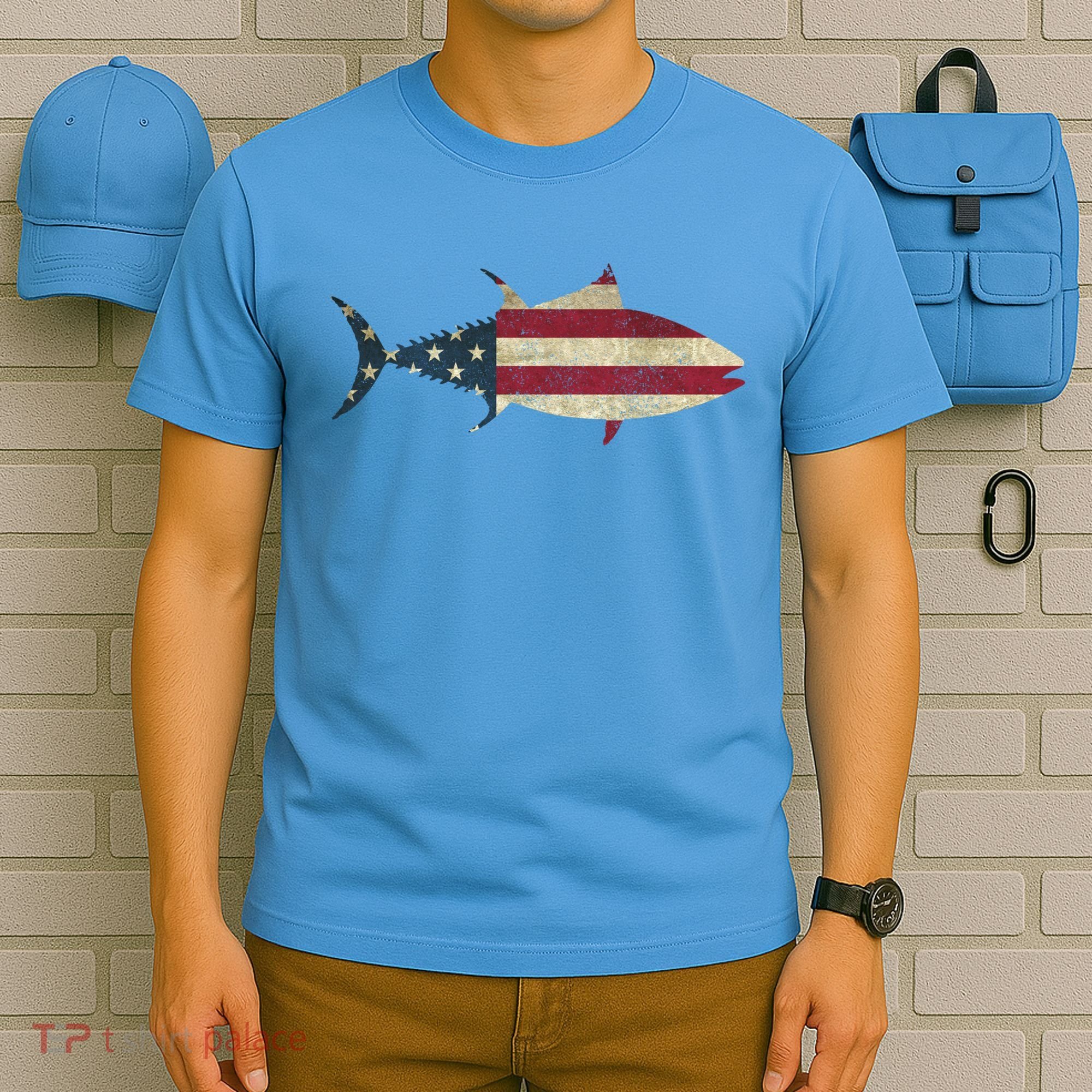 Tuna Fishing American Flag Vintage Patriotic Fisherman Gift Great Gift T-Shirt
