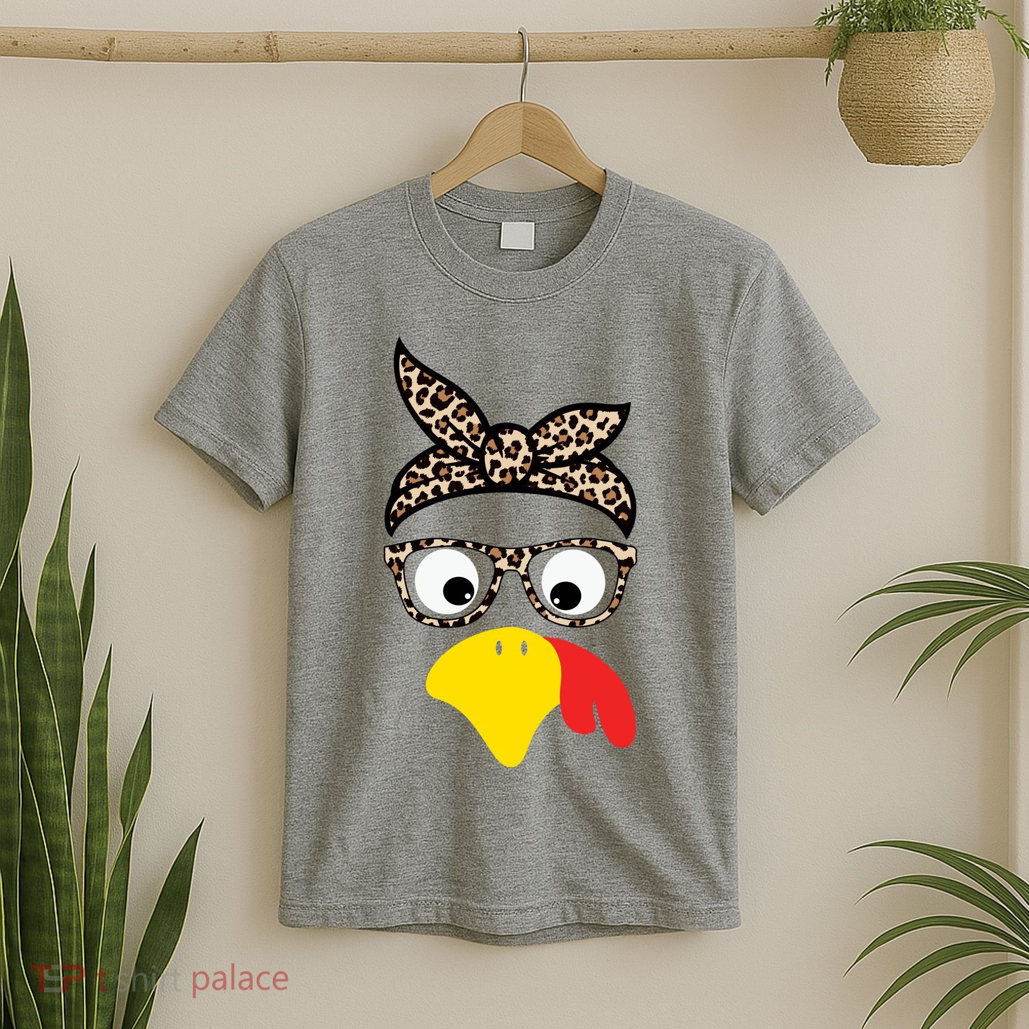 Turkey Face Cheetah Cute Thanksgiving T-Shirt
