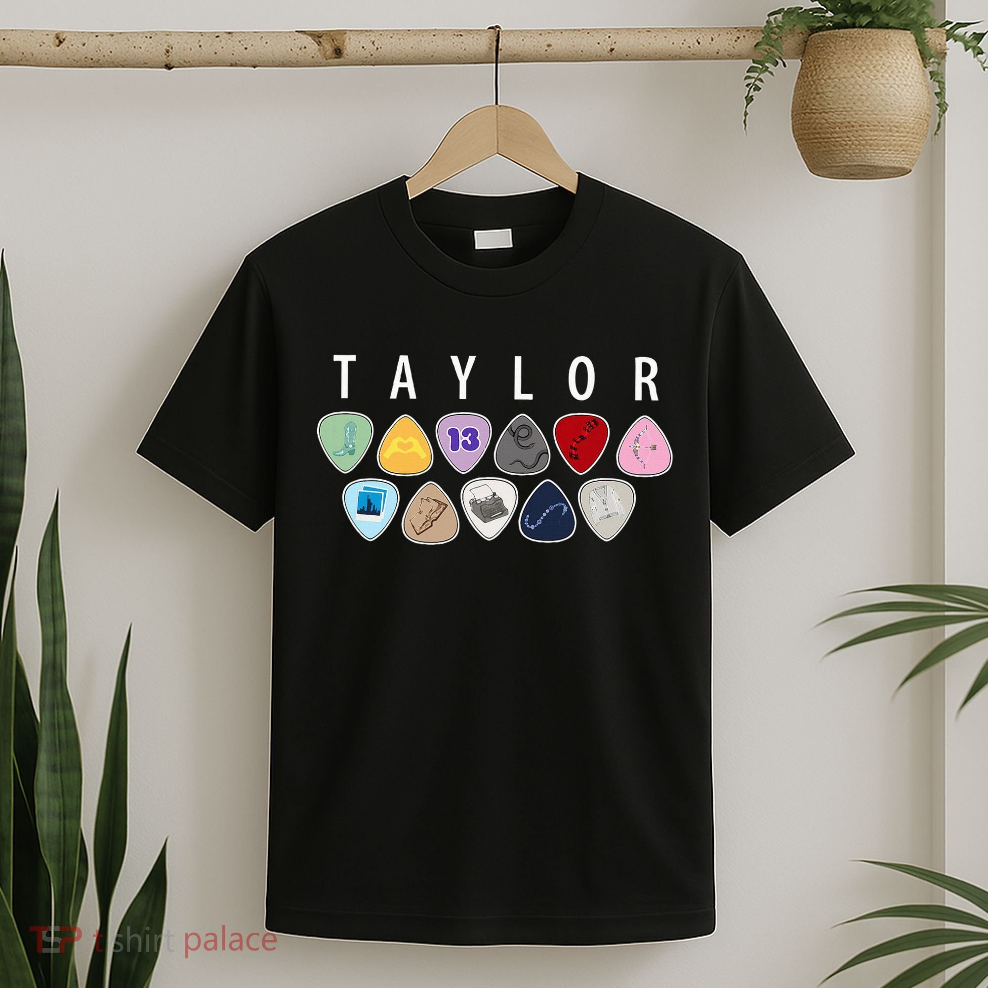Taylor First Name I Love Taylor Girl Groovy 80S T-Shirt