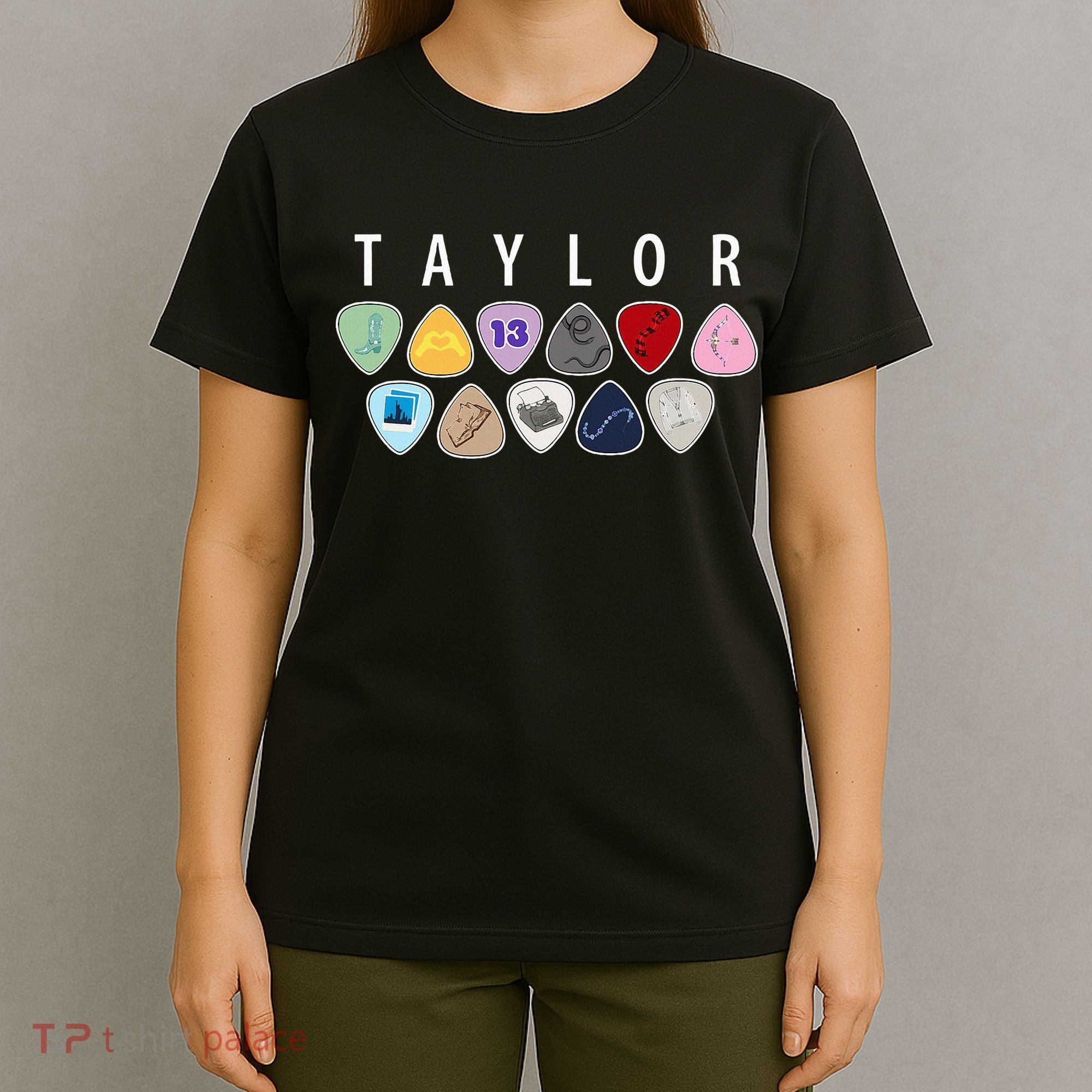 Taylor First Name I Love Taylor Girl Groovy 80S T-Shirt