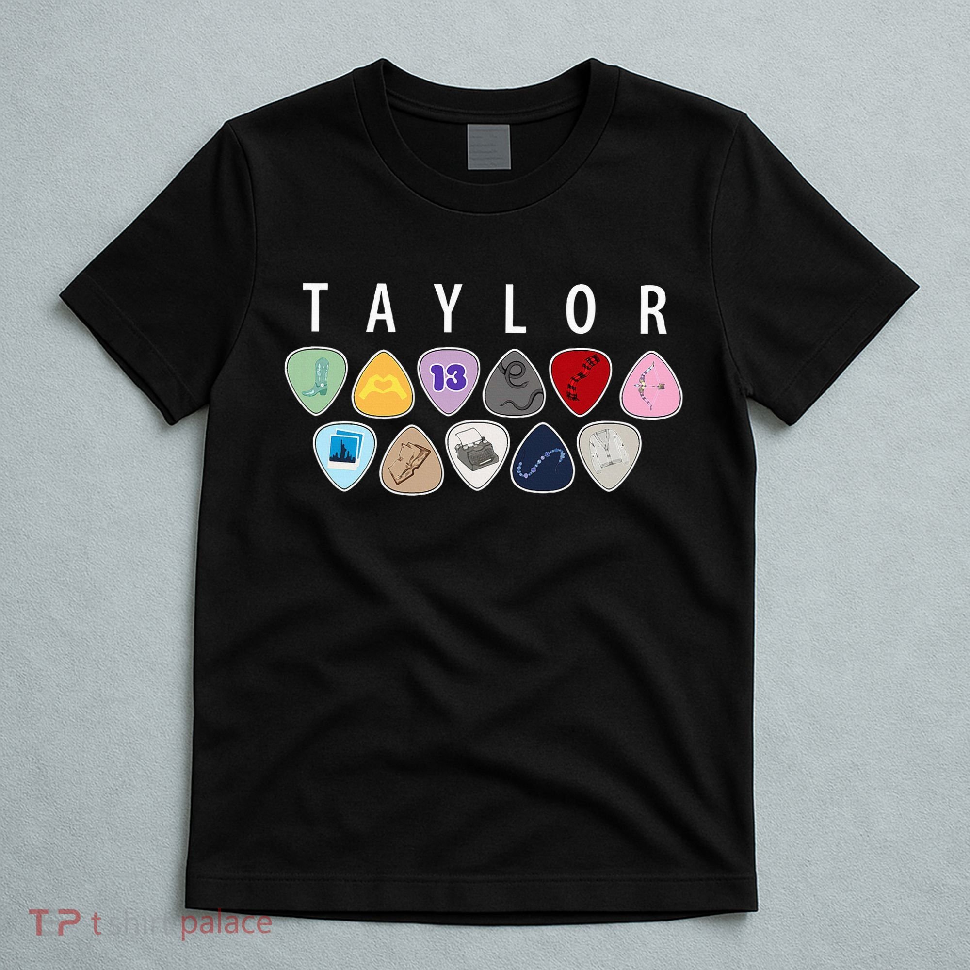 Taylor First Name I Love Taylor Girl Groovy 80S T-Shirt