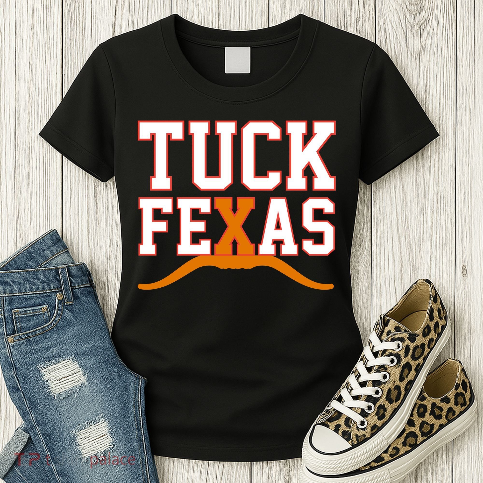 Tuck Fexas Texas Women's T-Shirt