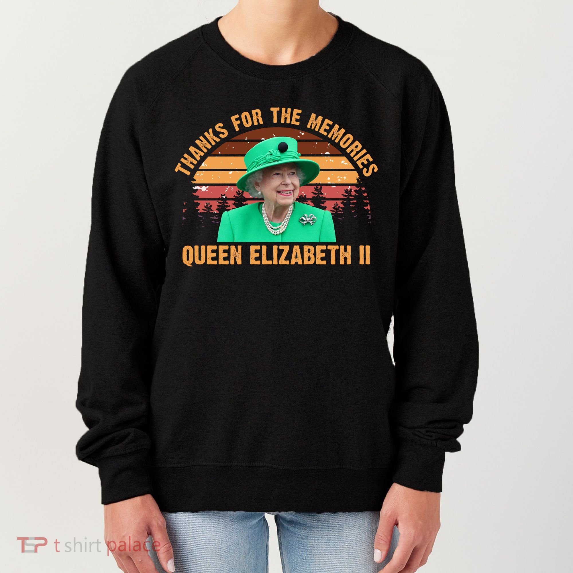 Thanks For The Memories Queen Elizabeth II Women's Sweatshirt