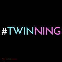 Twinning Gift Funny Twins Matching Fraternal Or Identical Meaningful Gift Women's Hoodie thumb 2
