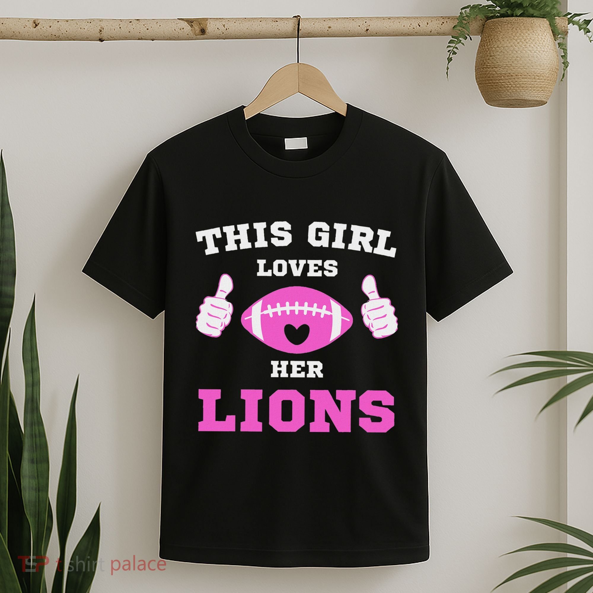 This Girl Loves Her Lions Pinky Leopard T-Shirt