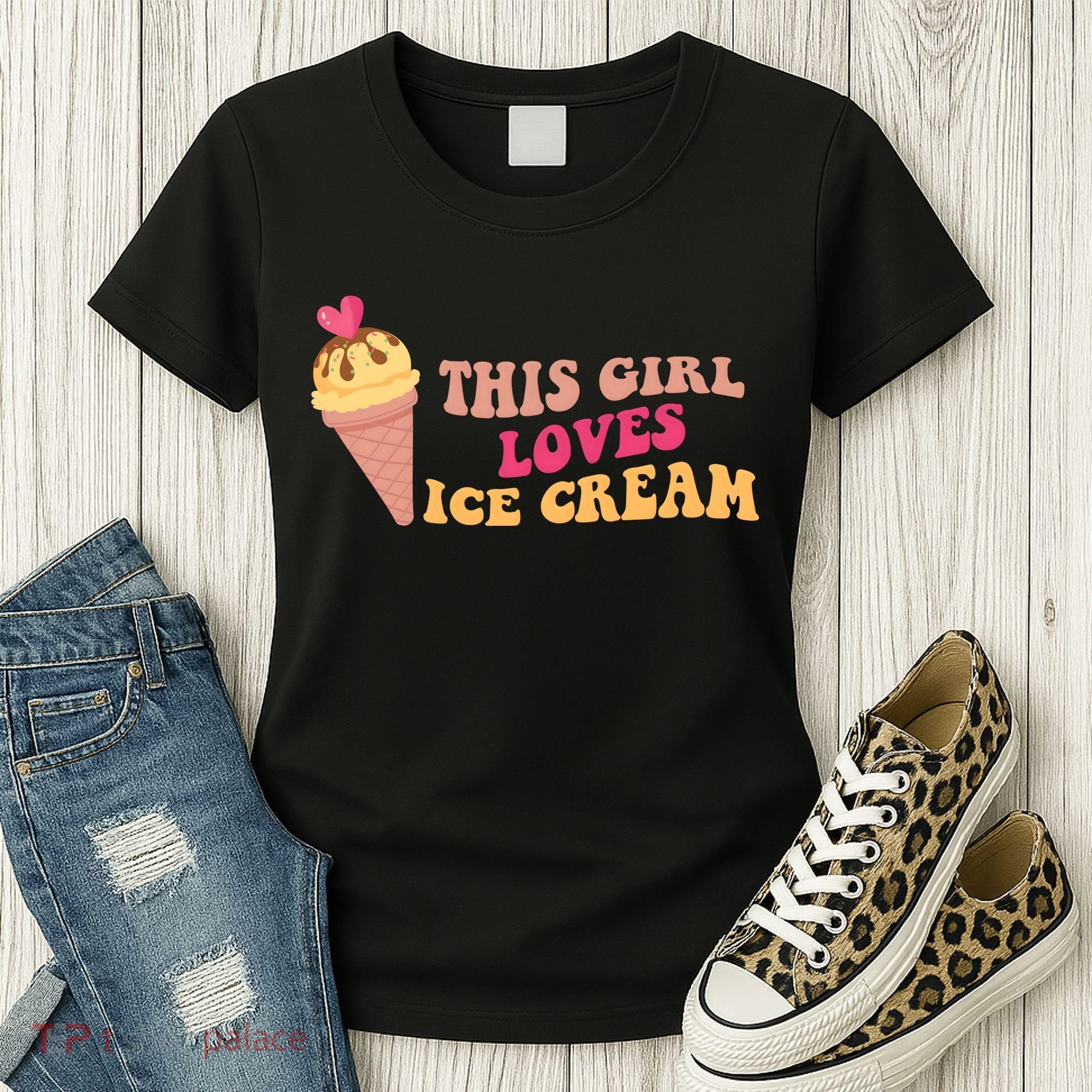 This Girl Loves Ice Cream Cute Gift Women's T-Shirt