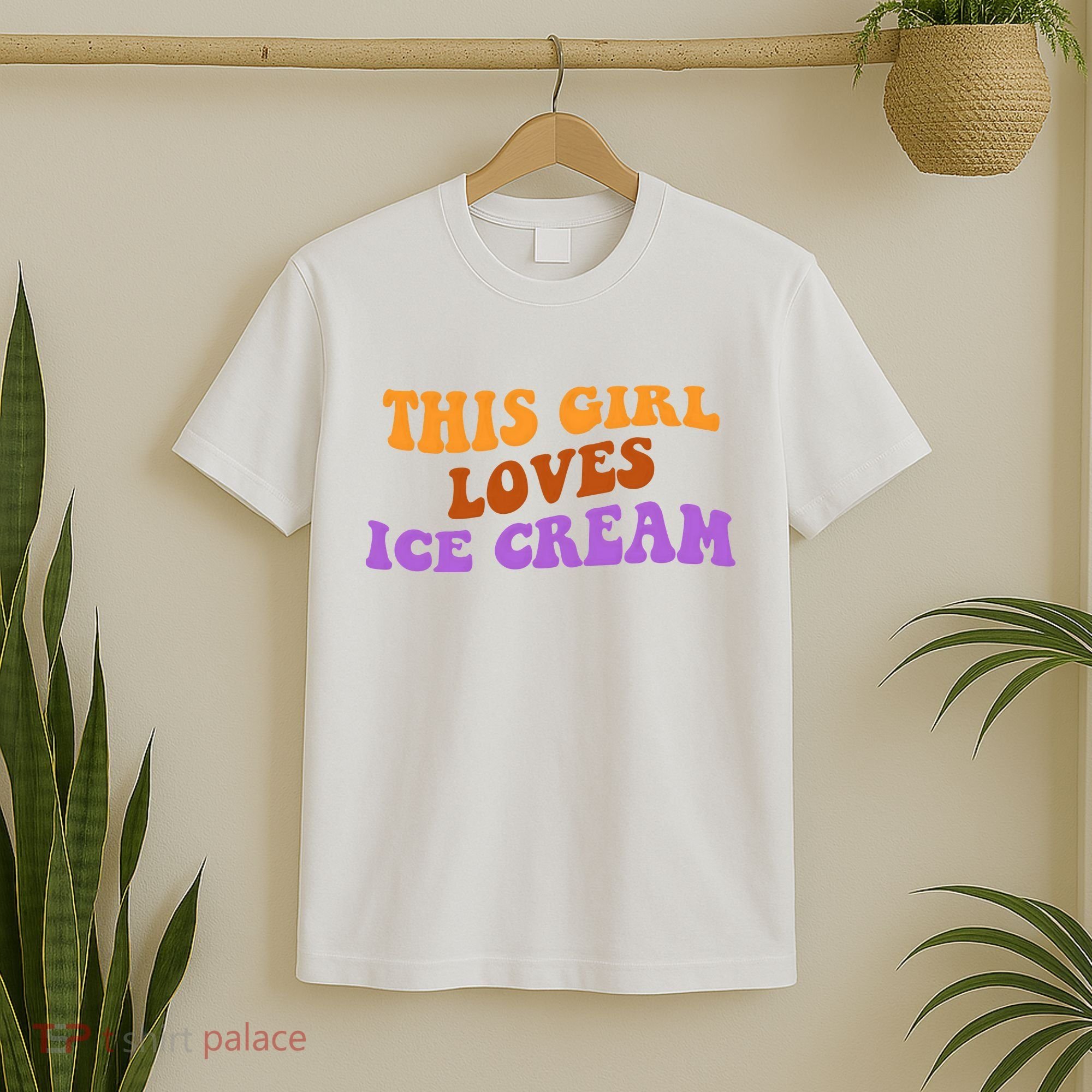 This Girl Loves Ice Cream Retro Cute T-Shirt