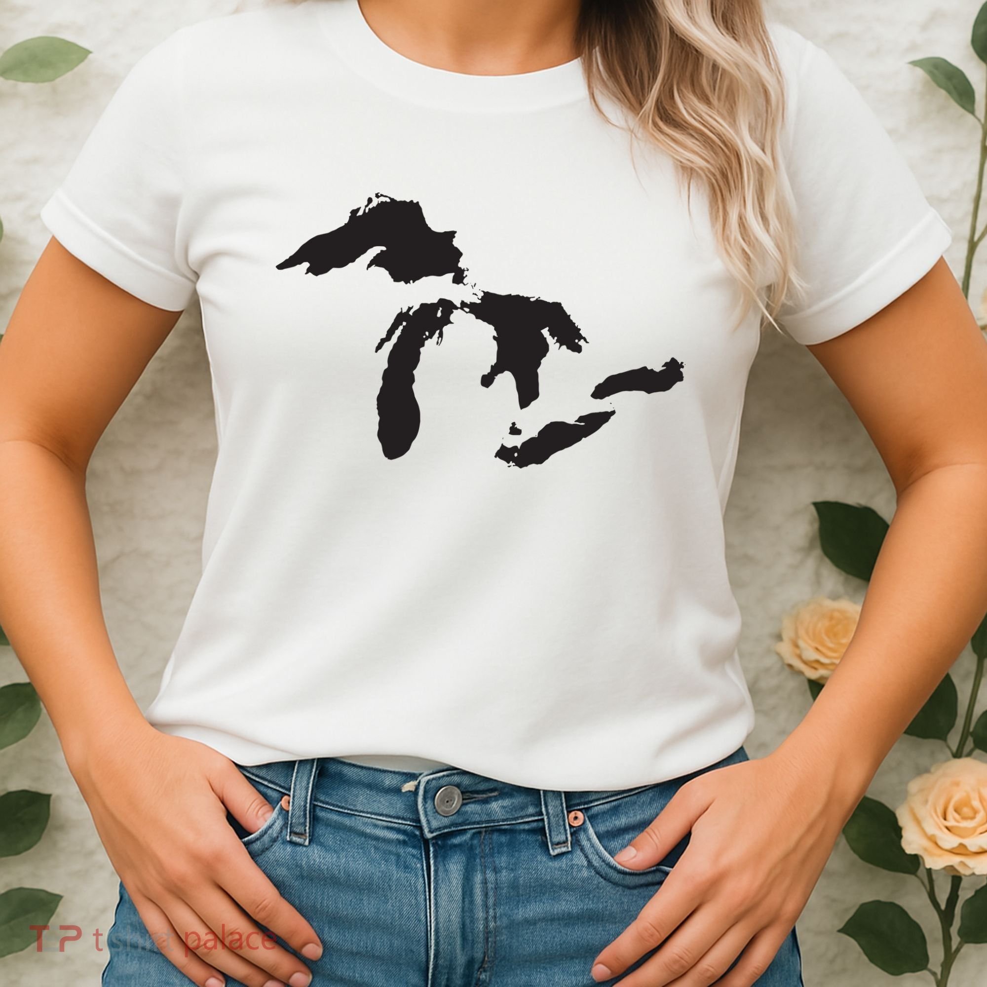 The Great Lakes Detroit Michigan T Women's T-Shirt