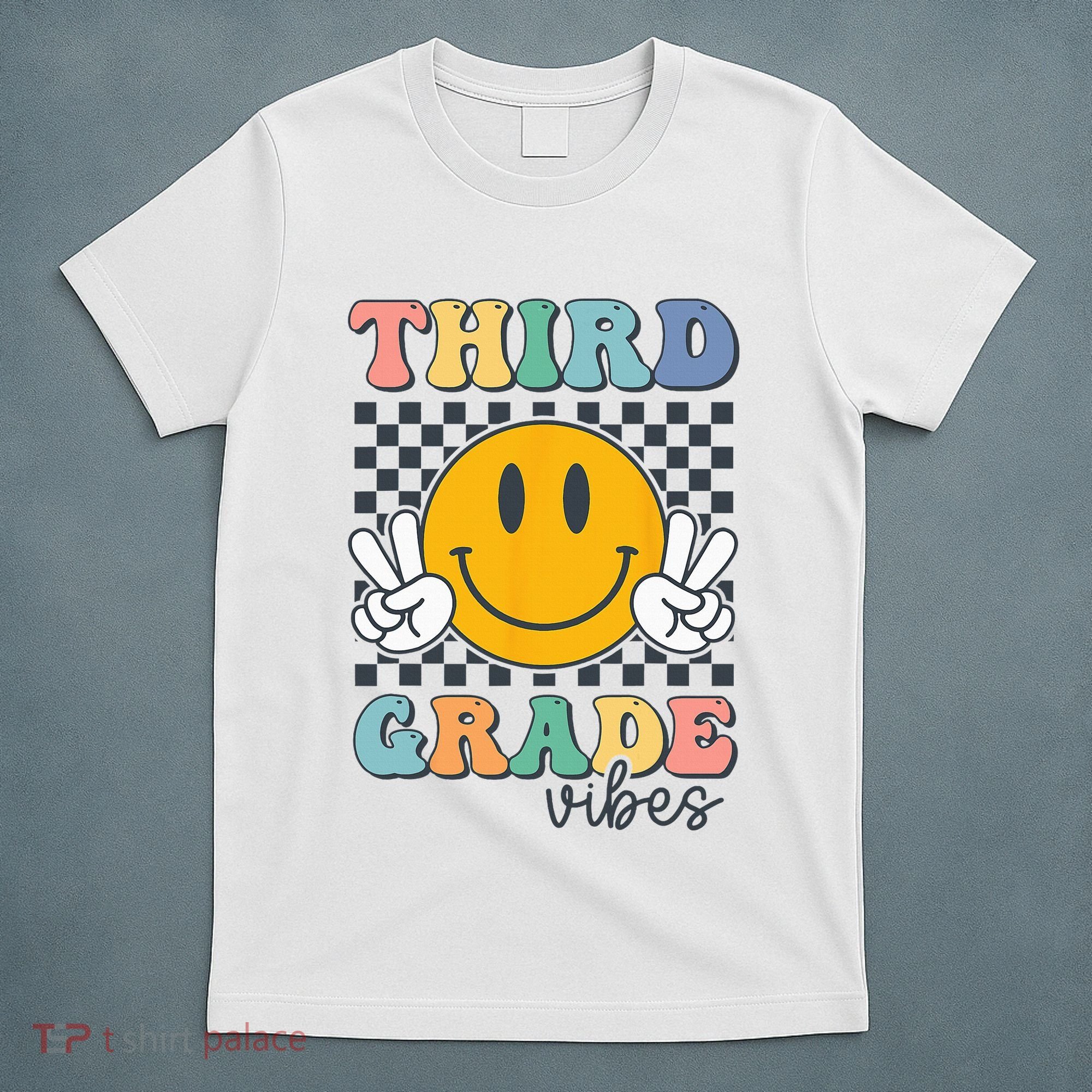 Third Grade Vibes Retro Smile Back To School 3rd Grade Team T-Shirt