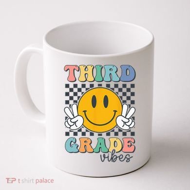 Third Grade Vibes Retro Smile Back To School 3rd Grade Team Coffee Mug