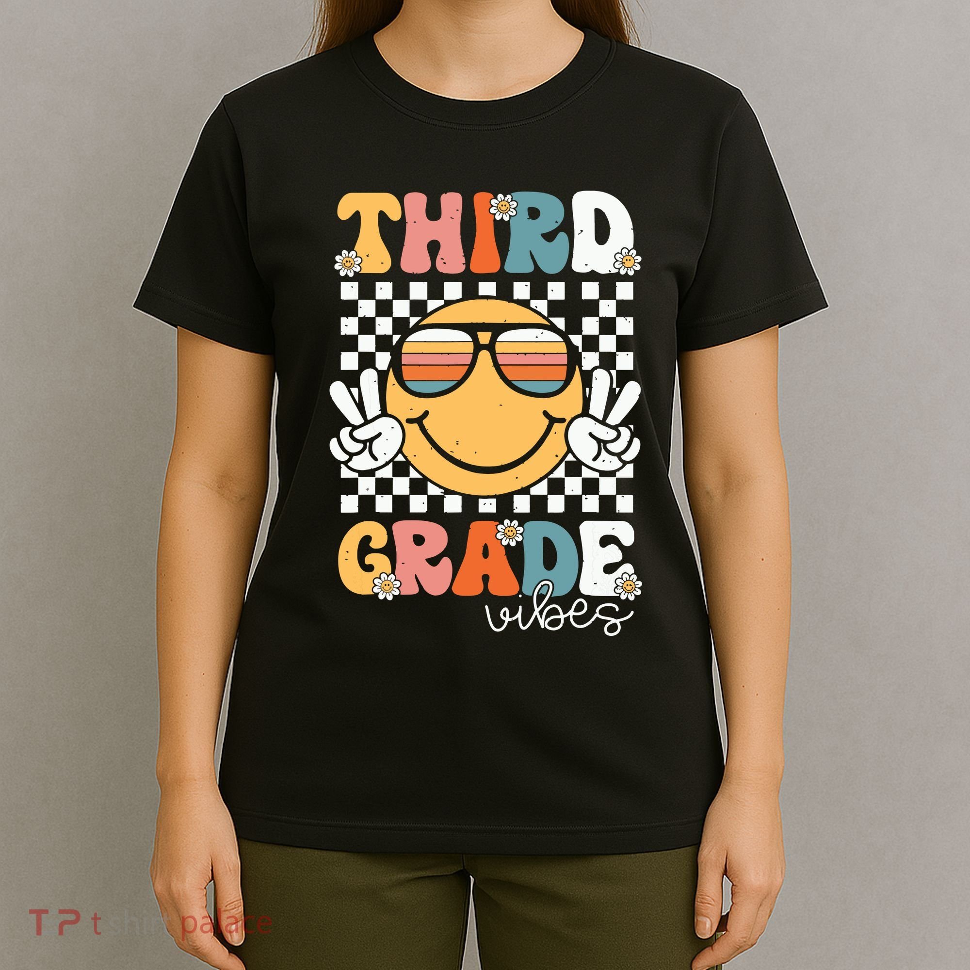 Third Grade Vibes Smile First Day Of School 3rd Grade Team T-Shirt