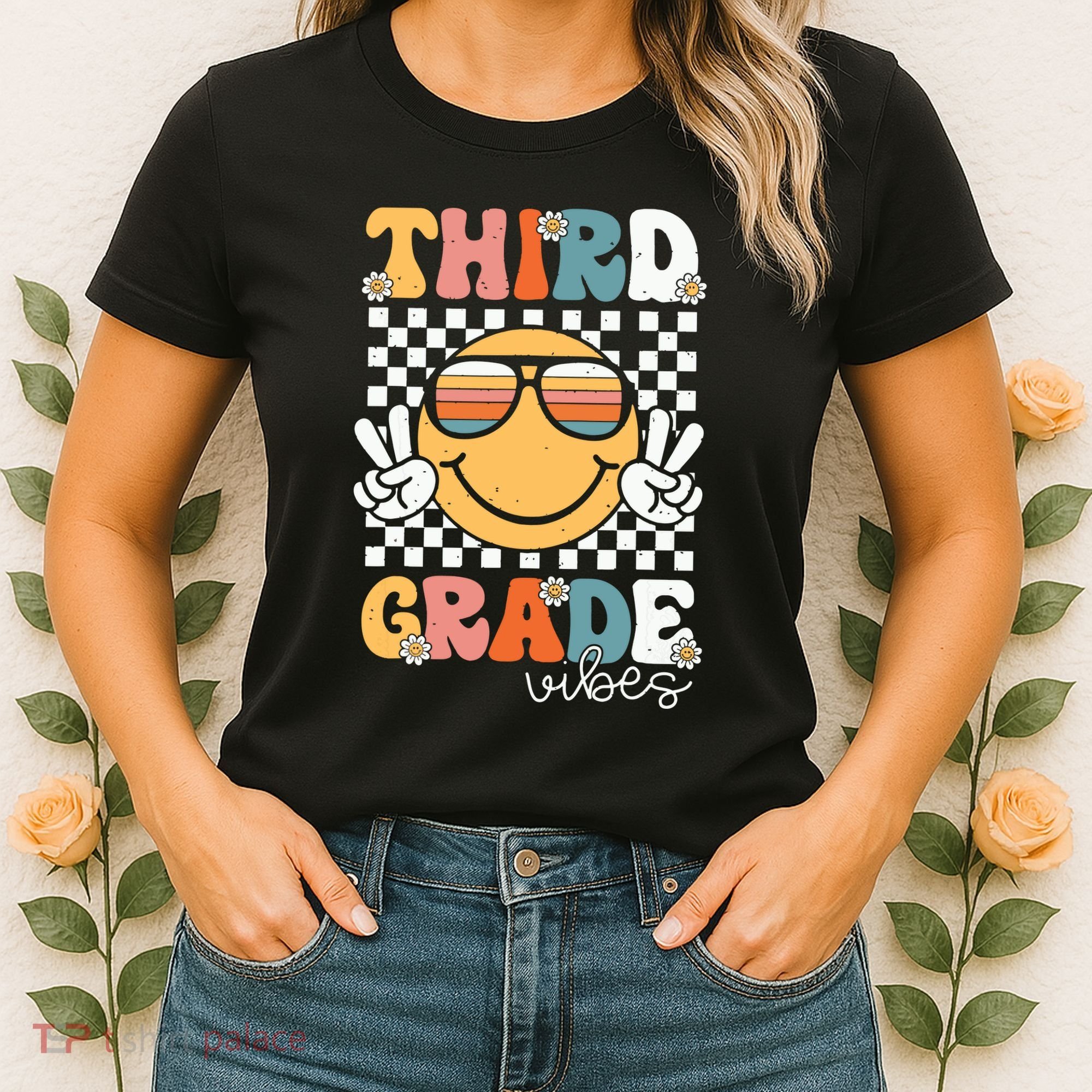 Third Grade Vibes Smile First Day Of School 3rd Grade Team Women's T-Shirt