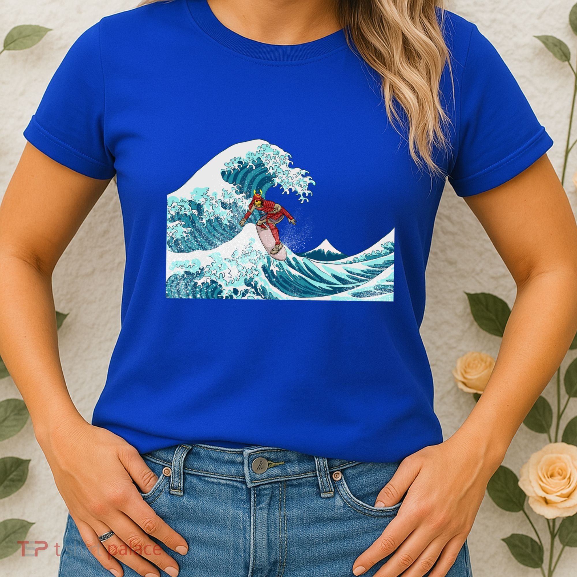 The Great Wave Off Kanagawa Samurai Surfing Cool Gift Japan Surf Gift Women's T-Shirt