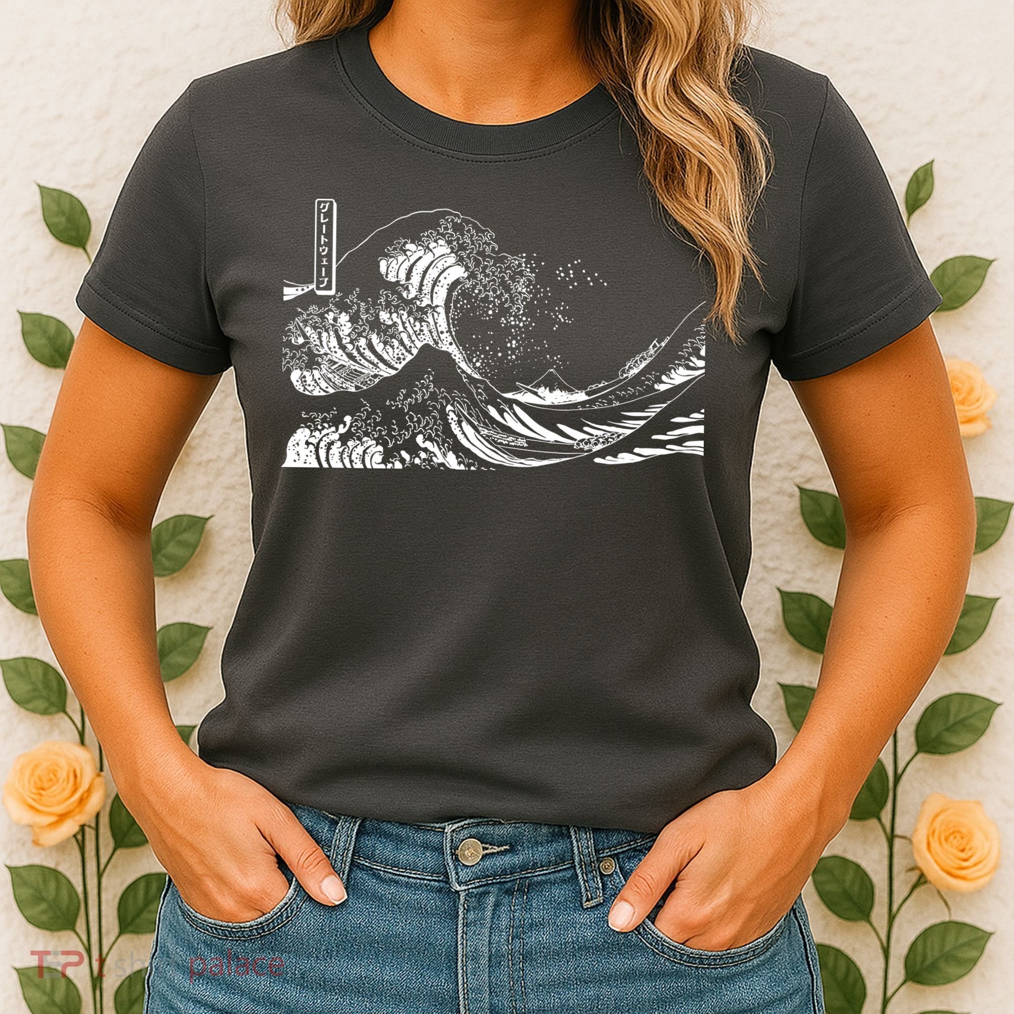 The Great Wave Classic Japanese Art Women's T-Shirt
