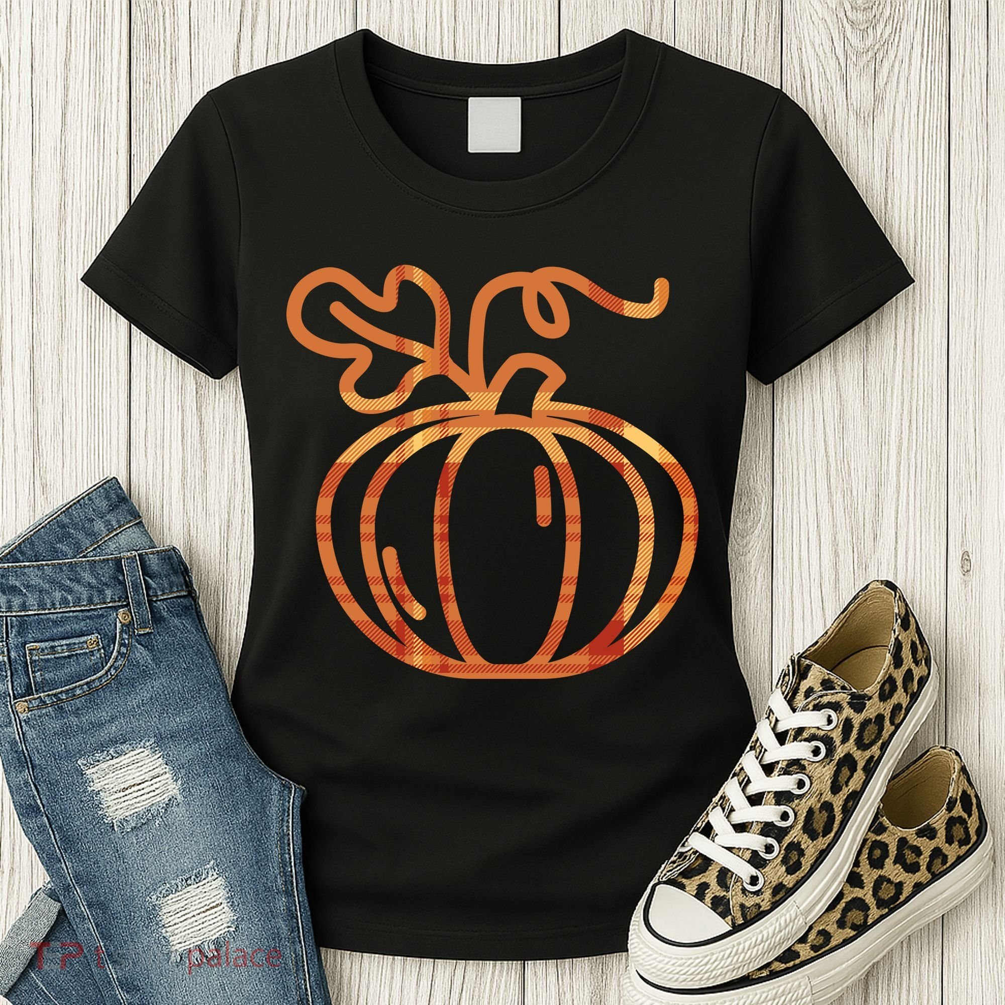Thanksgiving Halloween Pumpkin Fall Autumn Plaid Women's T-Shirt