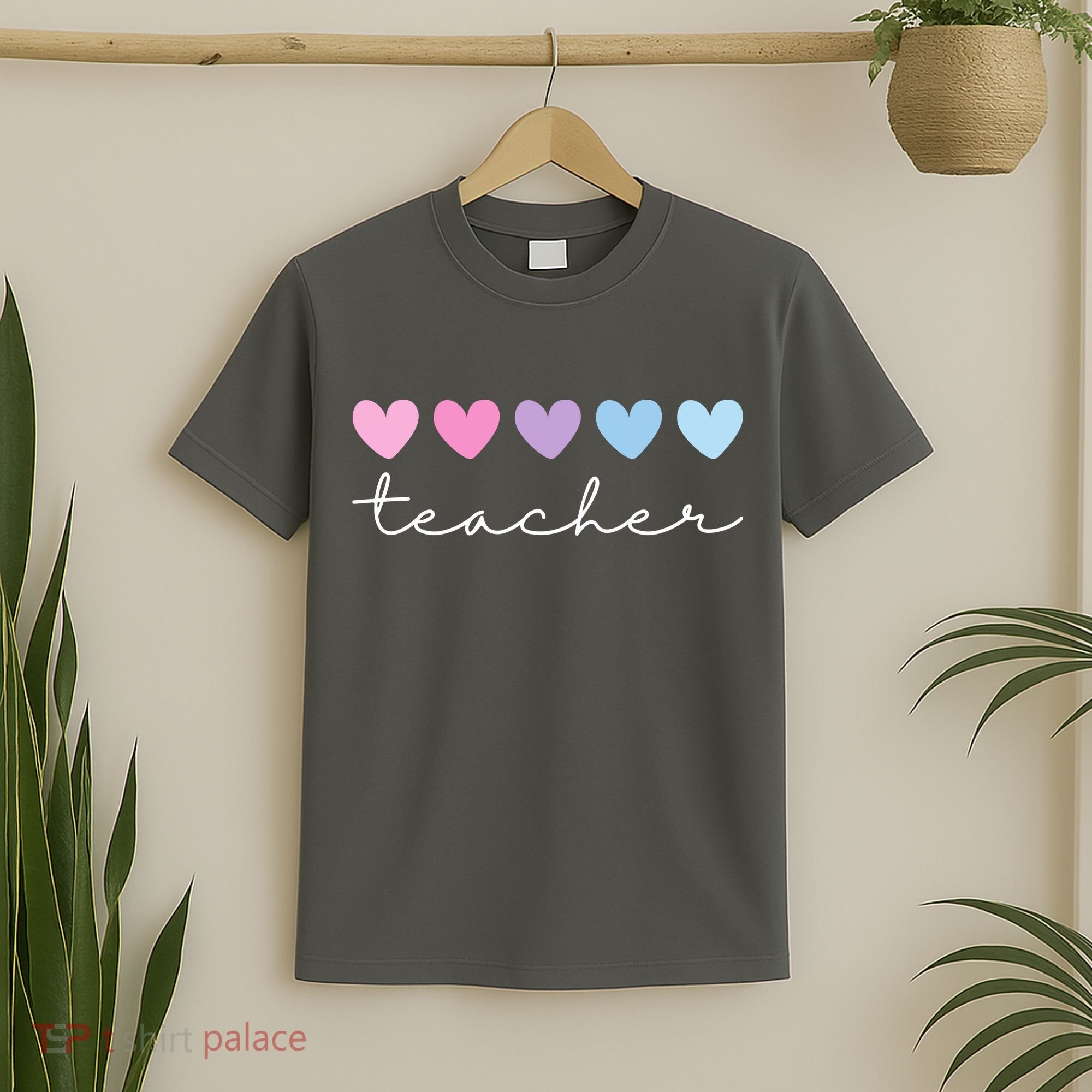 Teacher Hearts Cute Gift T-Shirt