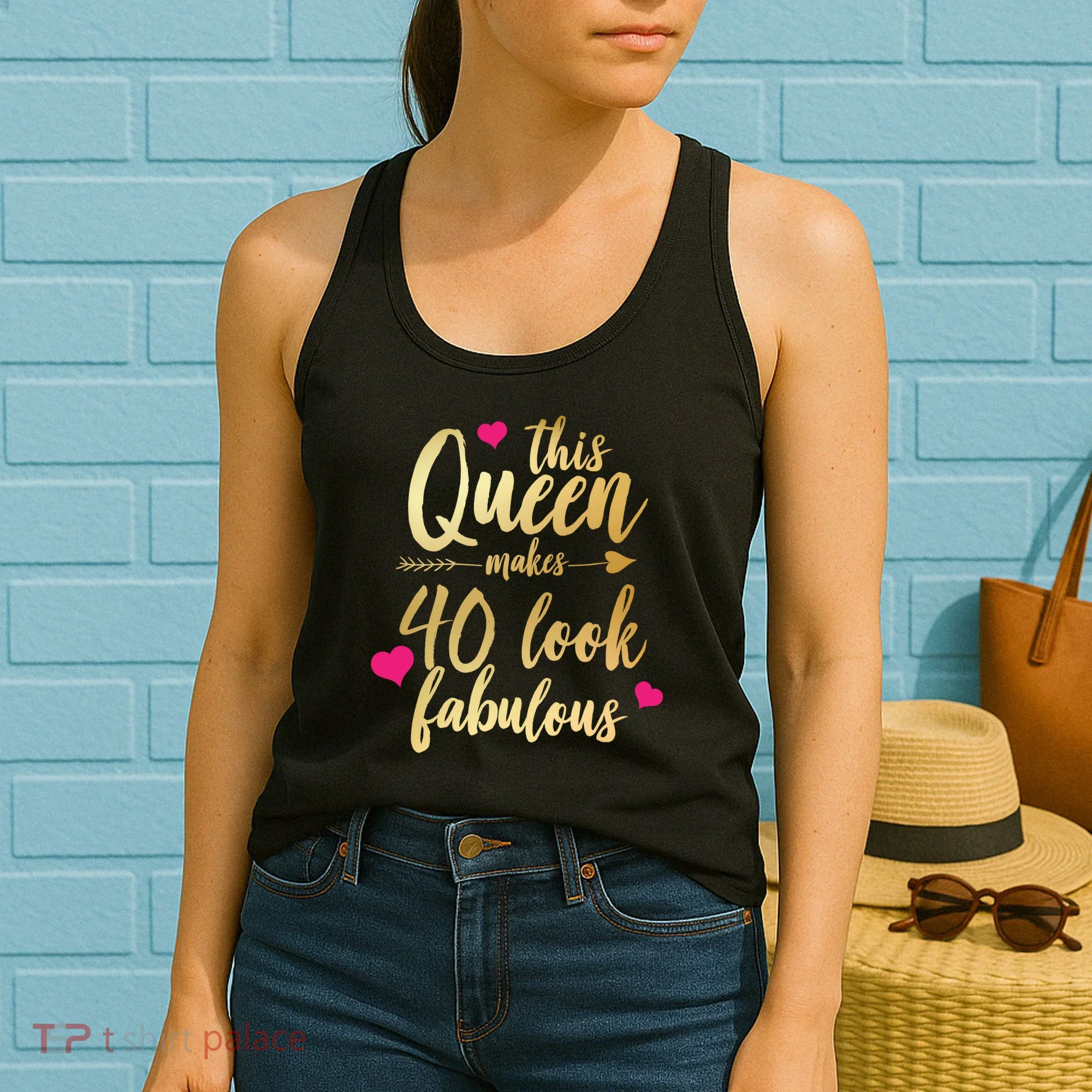 This Queen Makes 40 Look Fabulous  Women's Tank Top