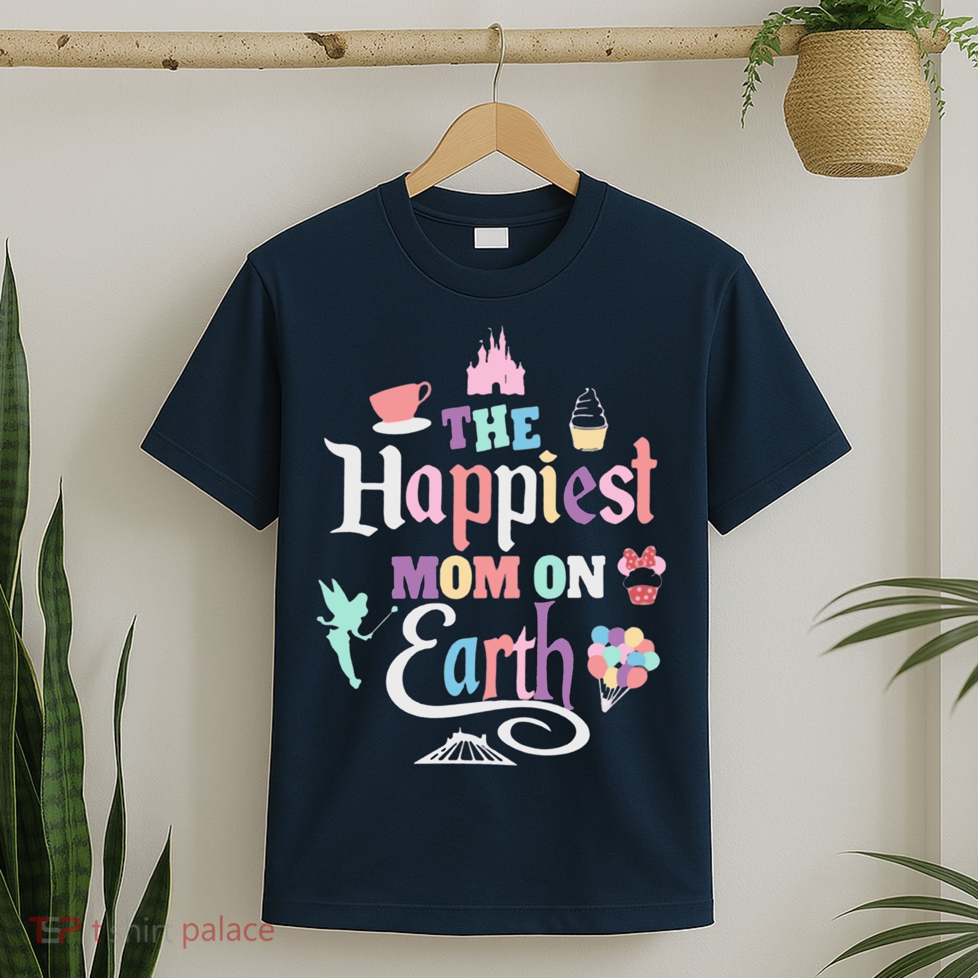 The Happiest Mom On Earth World Family Trip Vacation T-Shirt