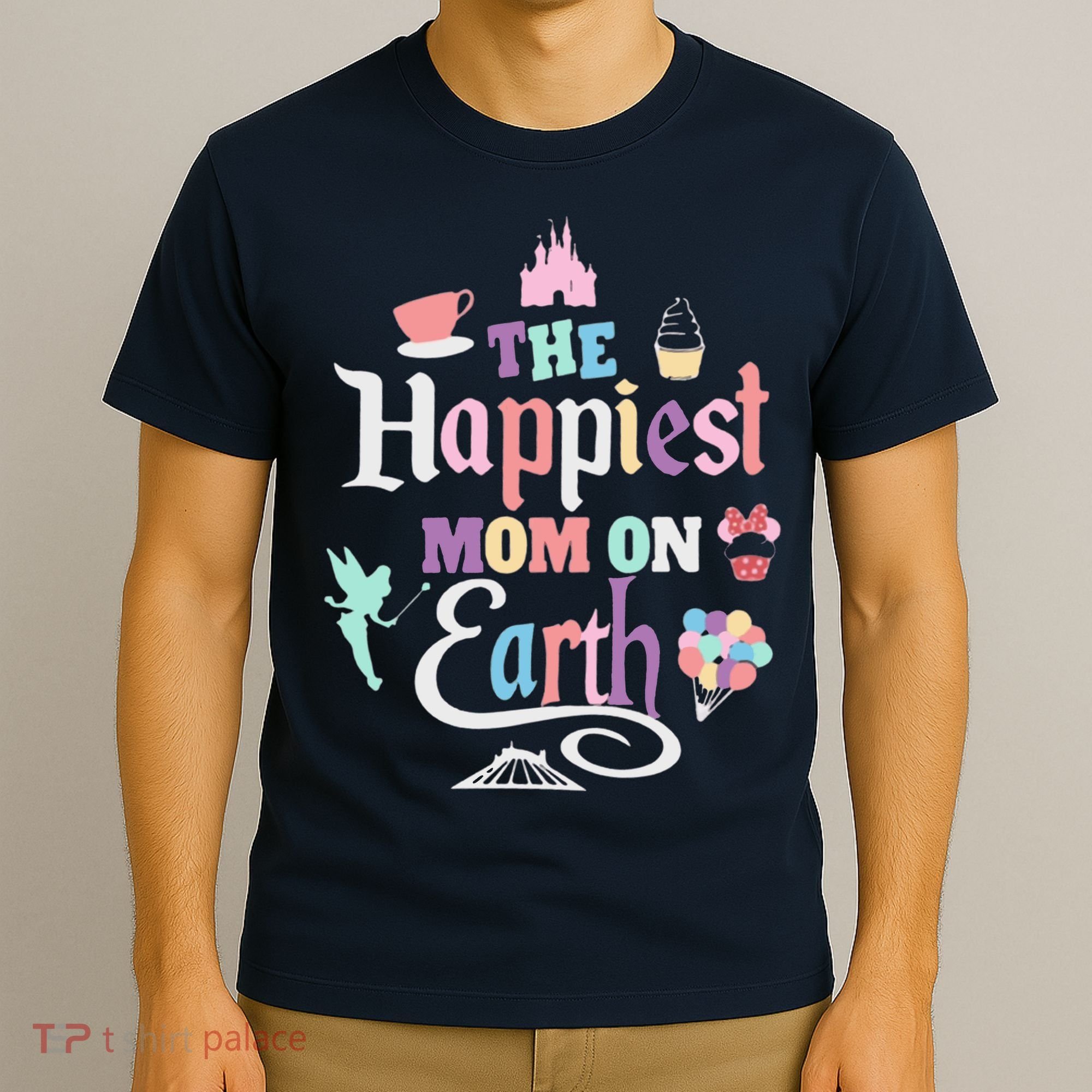 The Happiest Mom On Earth World Family Trip Vacation T-Shirt