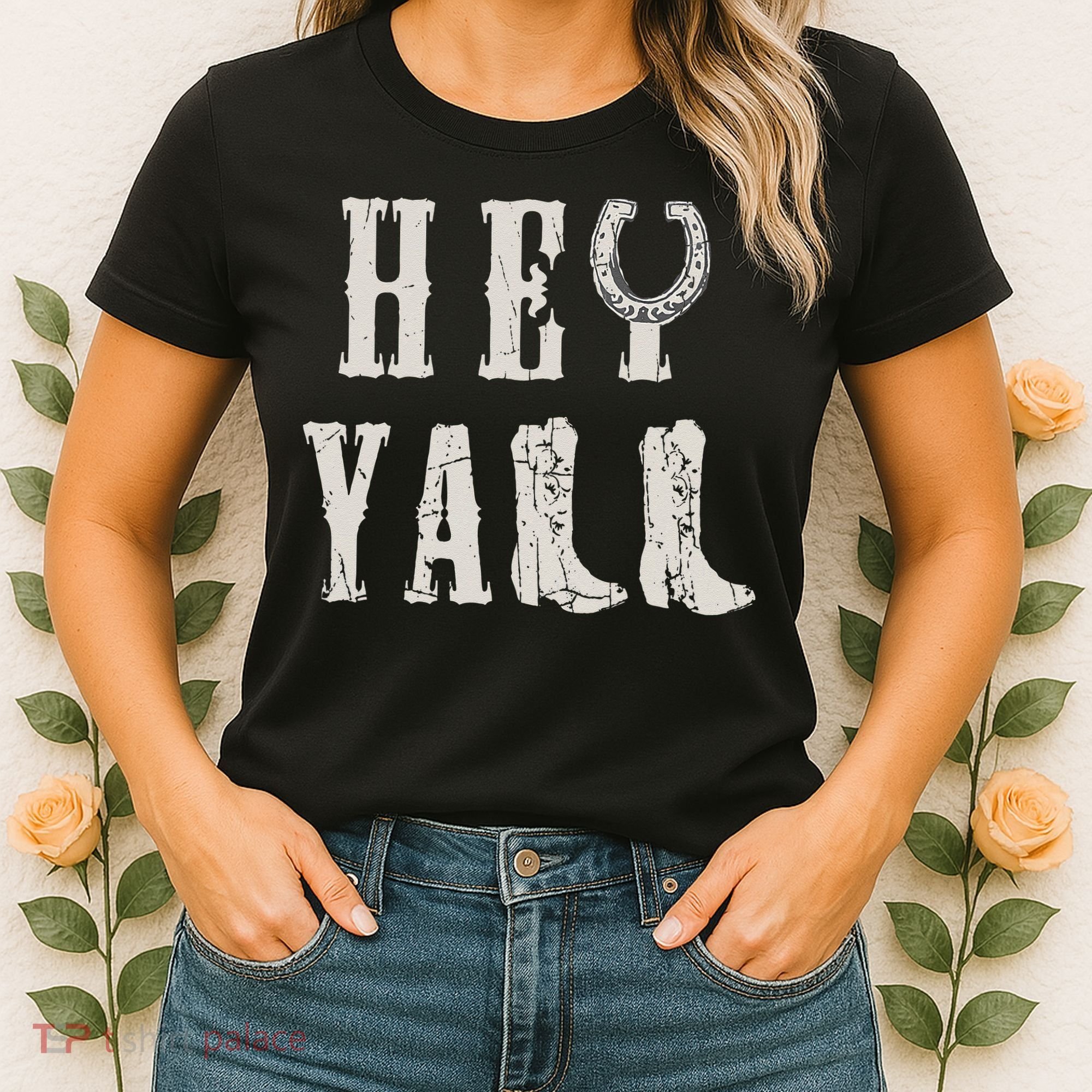 Trendy Hey Y'all Horseshoe And Boots Quote Women's T-Shirt