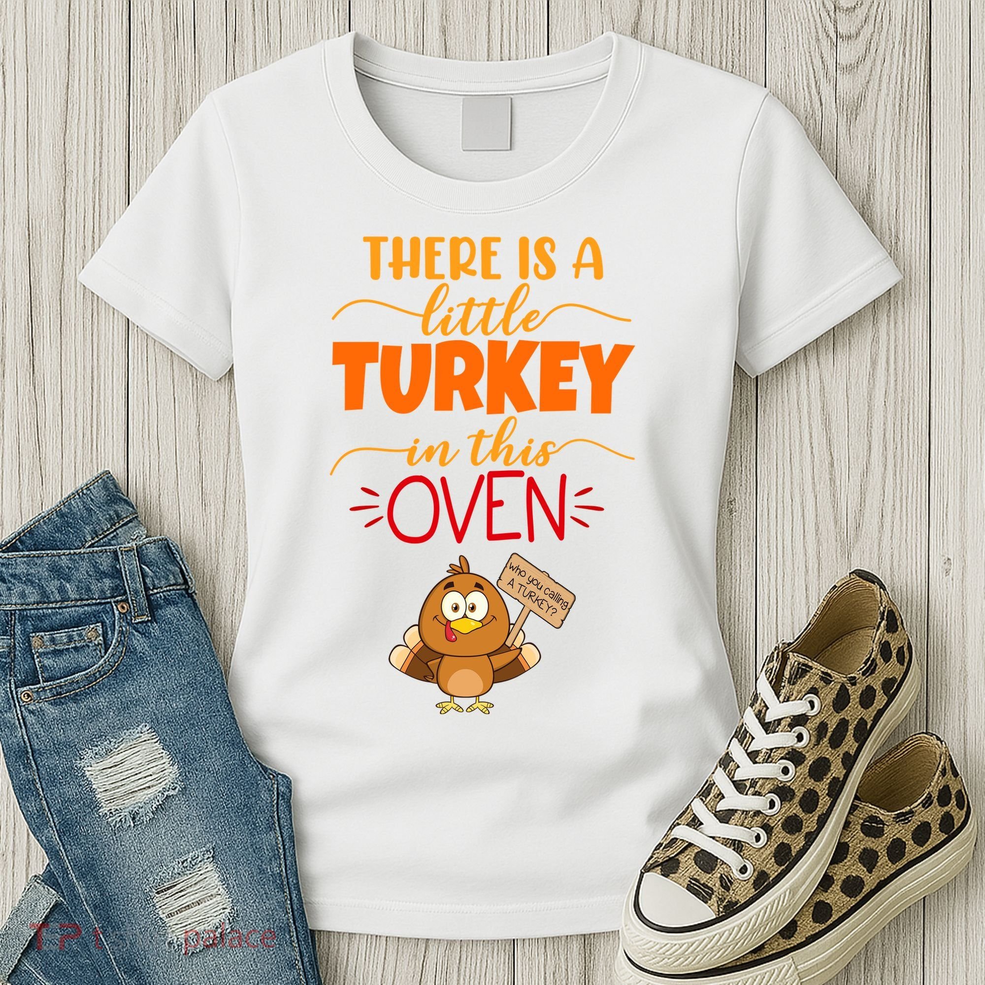 There Is A Little Turkey In This Oven Pregnancy Women's T-Shirt