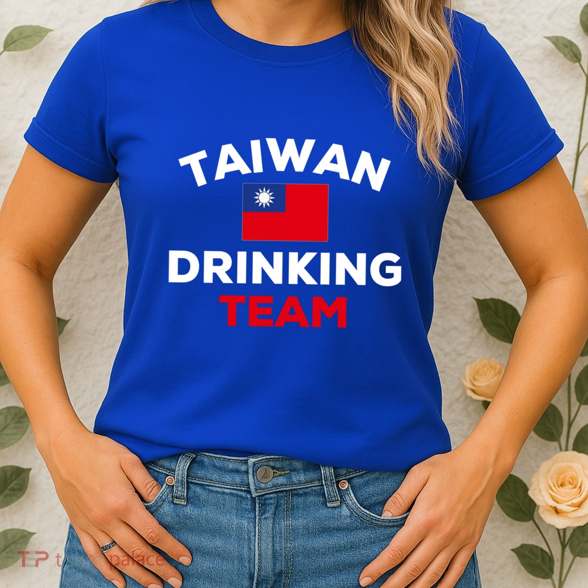 Taiwan Ing Team Taiwanese Flag Beer Funny Group Party Meaningful Gift Women's T-Shirt