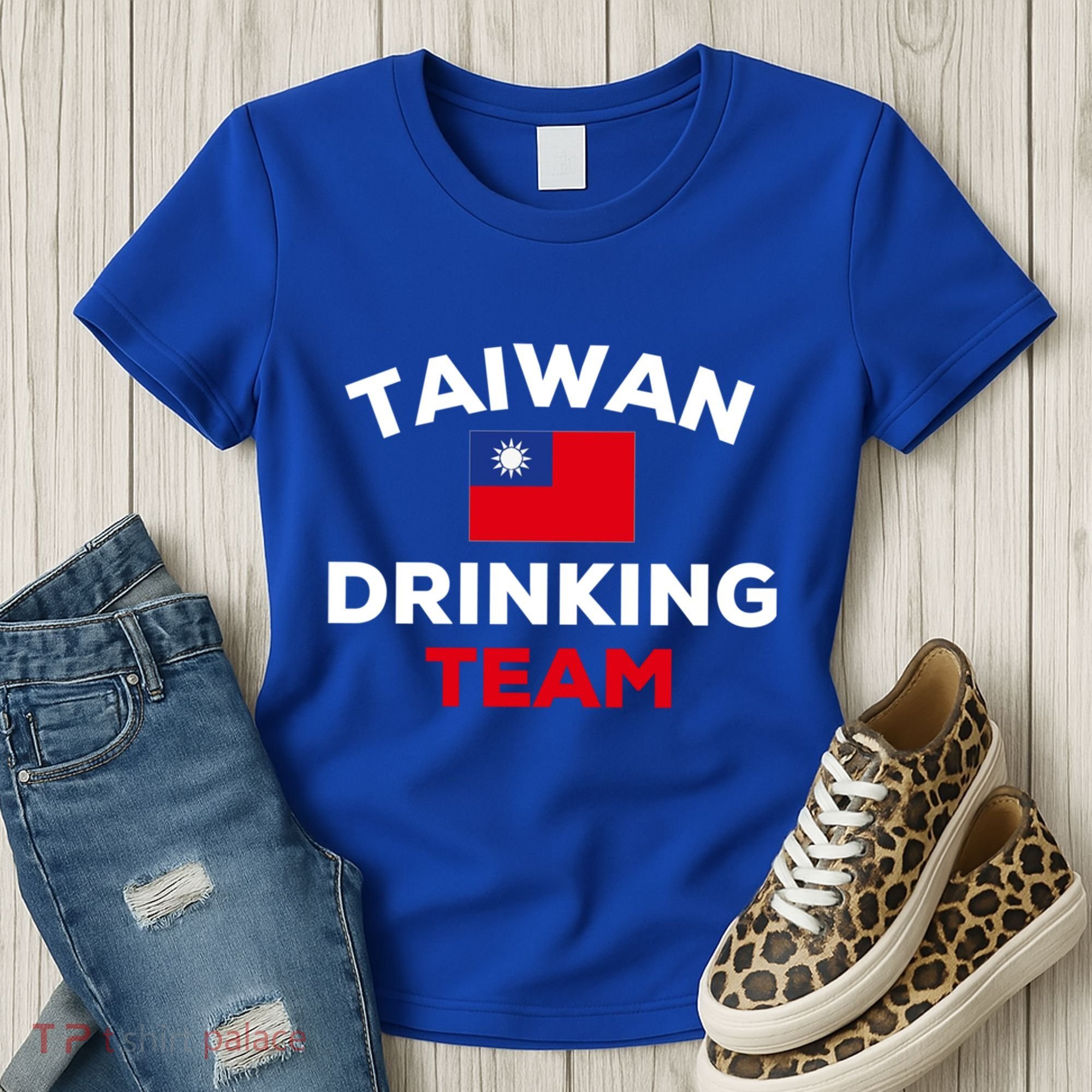 Taiwan Ing Team Taiwanese Flag Beer Funny Group Party Meaningful Gift Women's T-Shirt