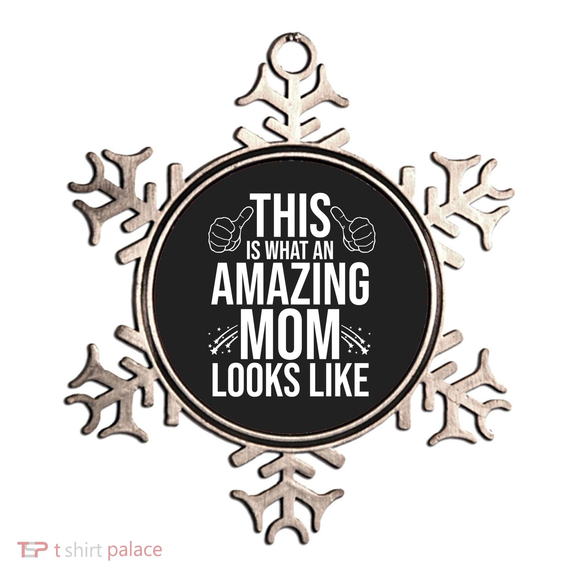 This Is What An Amazing Mom Looks Like Ornament