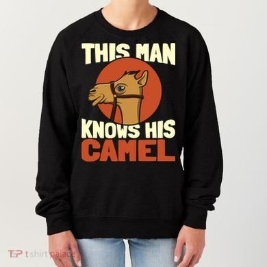 This Knows His Camels Gift Dromedary Dessert Camel Funny Gift Women's Sweatshirt